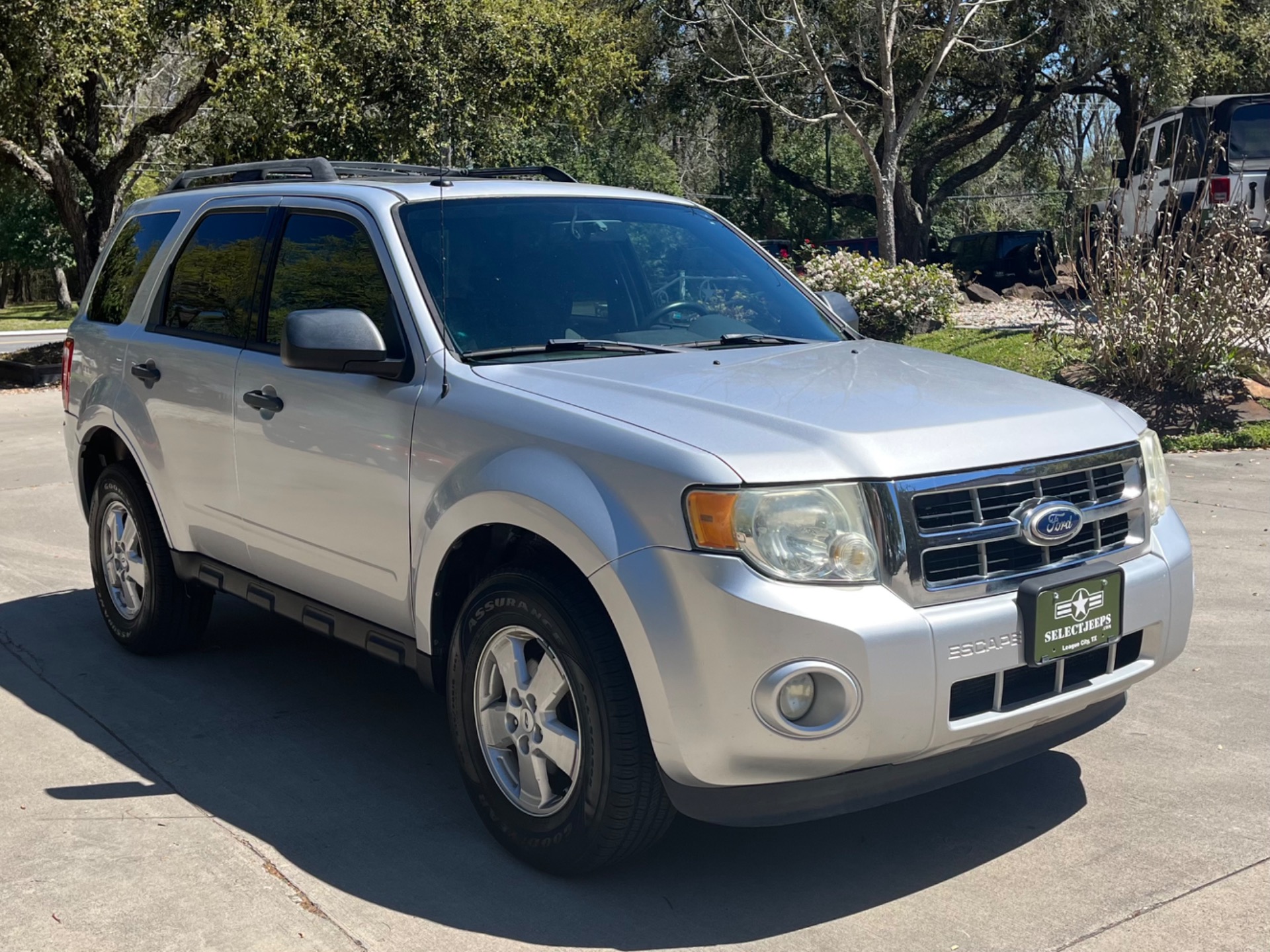 Used-2011-Ford-Escape-XLT