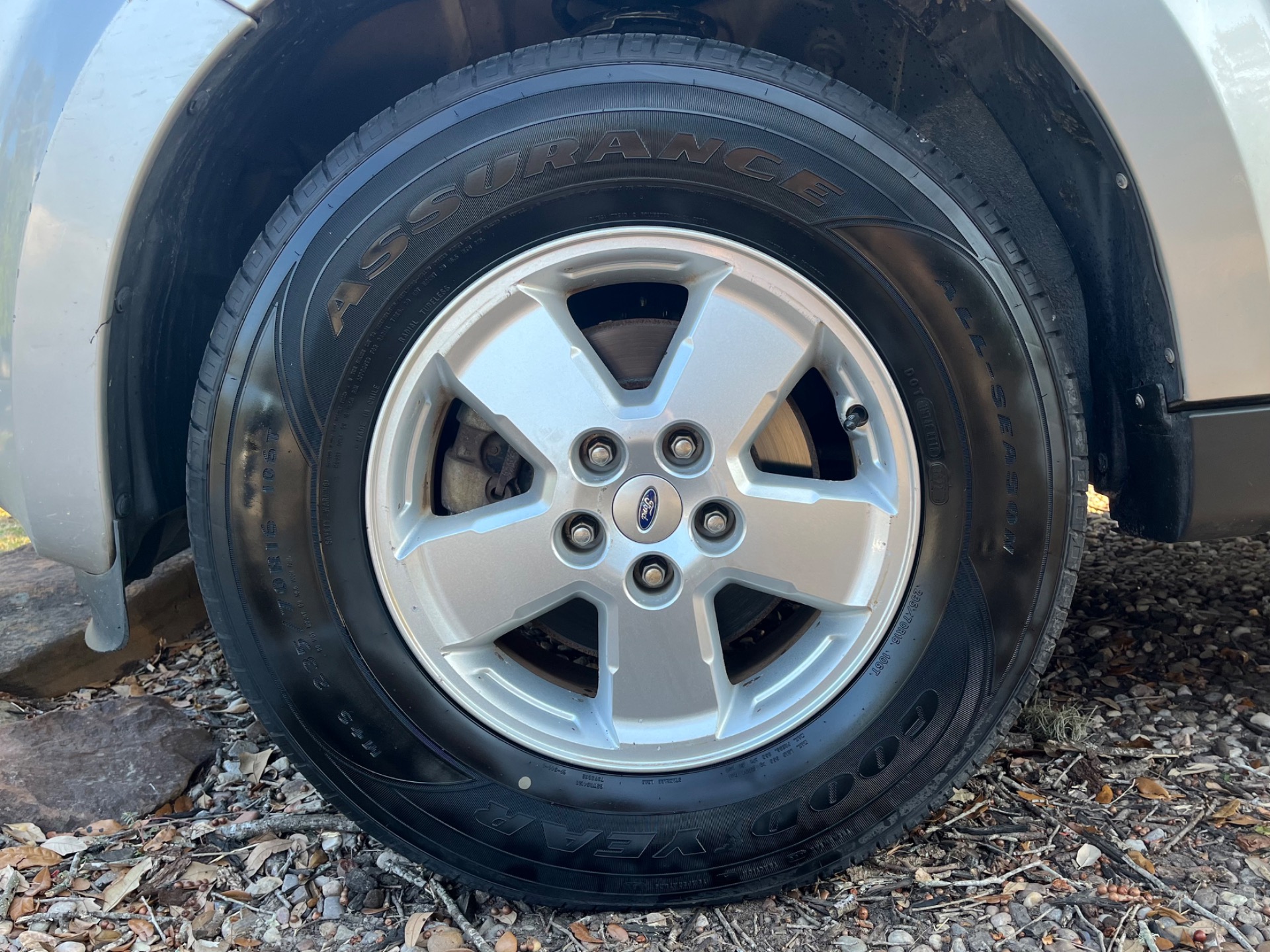 Used-2011-Ford-Escape-XLT