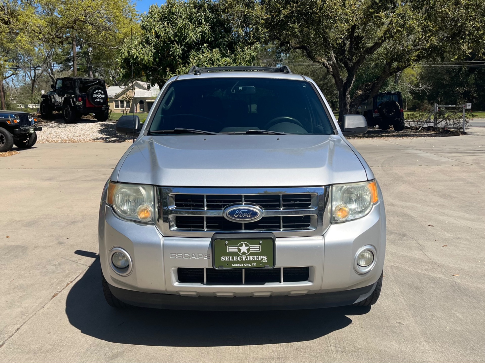 Used-2011-Ford-Escape-XLT