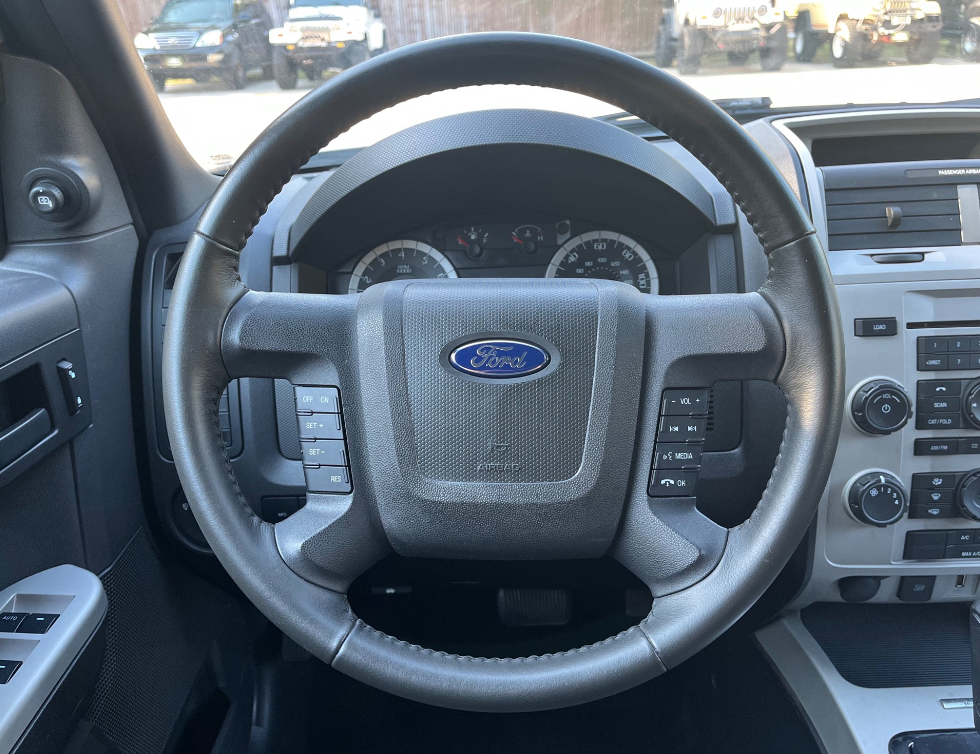 Used-2011-Ford-Escape-XLT