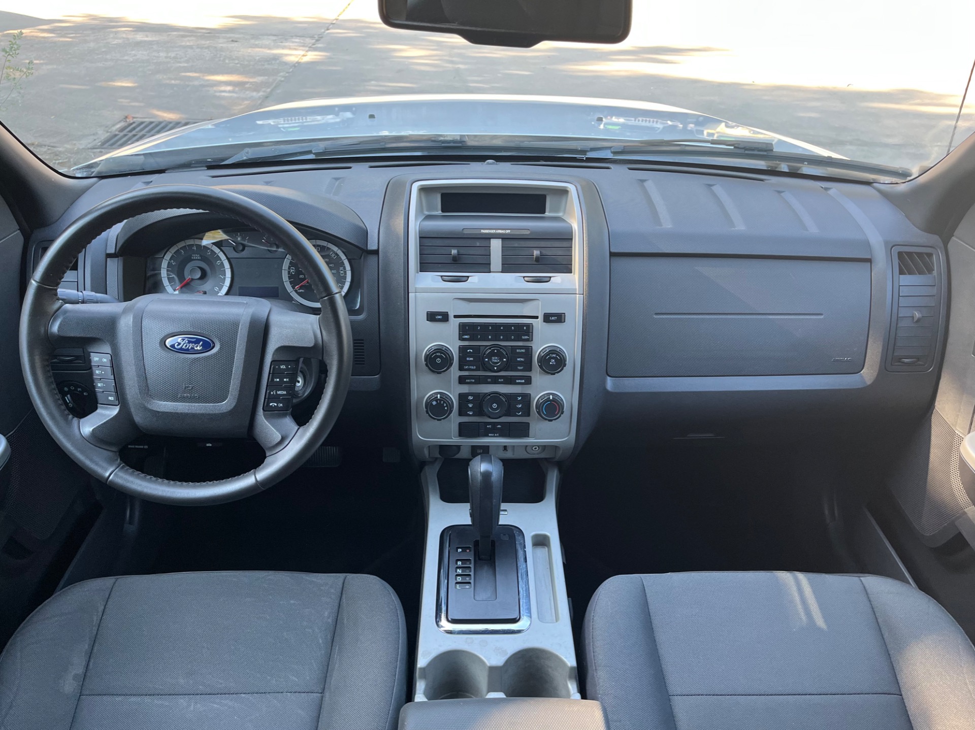 Used-2011-Ford-Escape-XLT