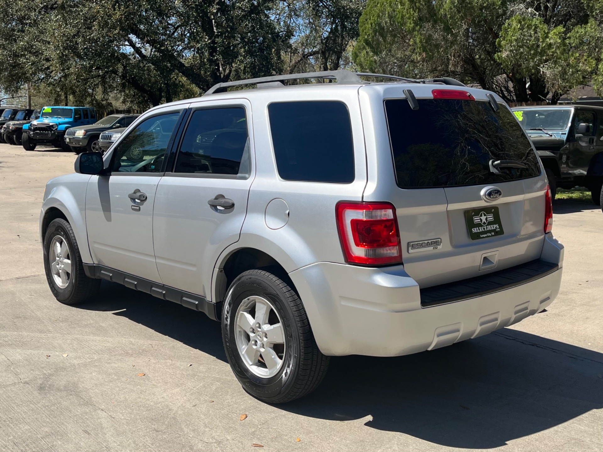 Used-2011-Ford-Escape-XLT