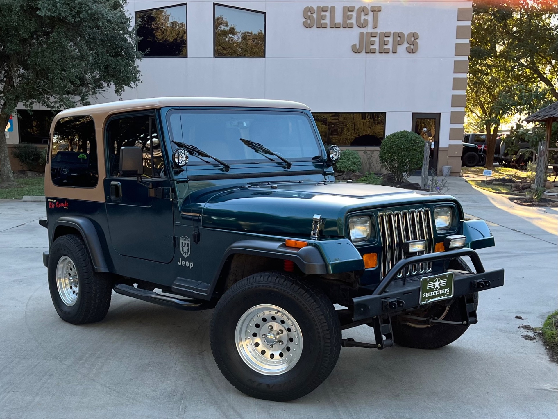 Used-1995-Jeep-Wrangler-Rio-Grande For Sale | Select Jeeps Inc. Used-1995-Jeep-Wrangler-Rio-Grande
