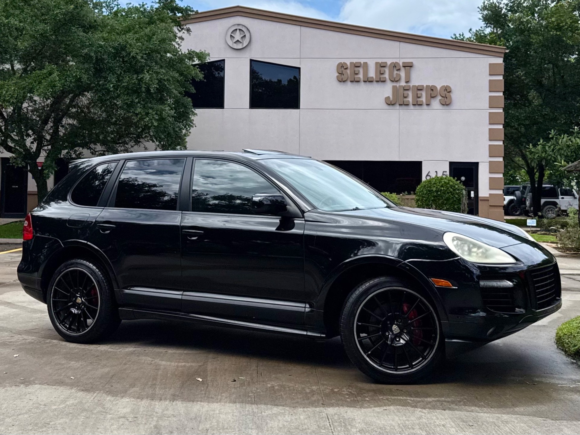 Used-2009-Porsche-Cayenne-GTS