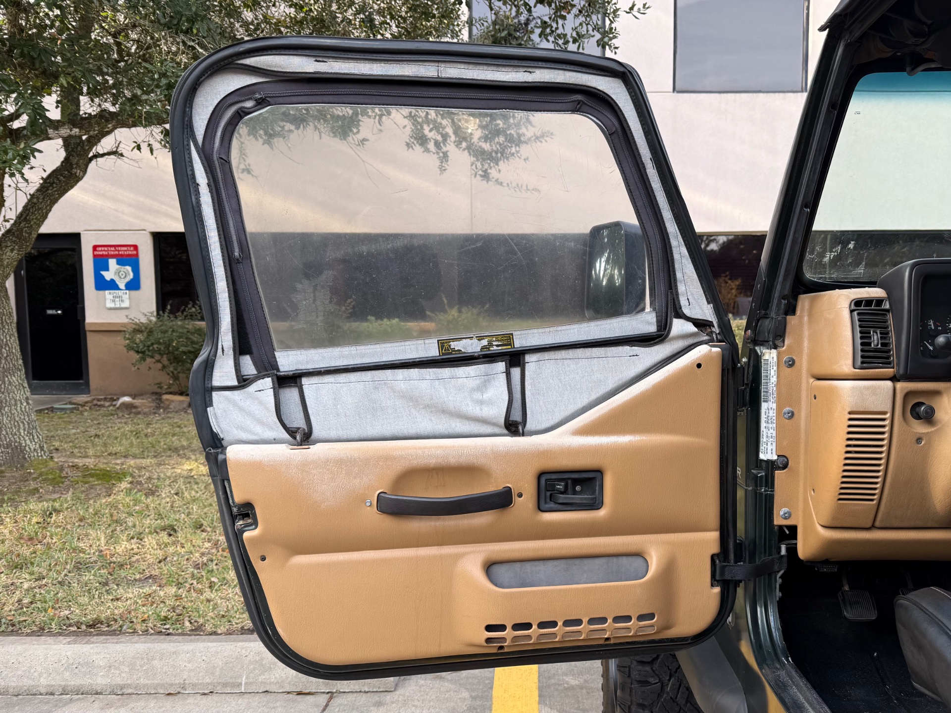 Used-1997-Jeep-Wrangler-Sport