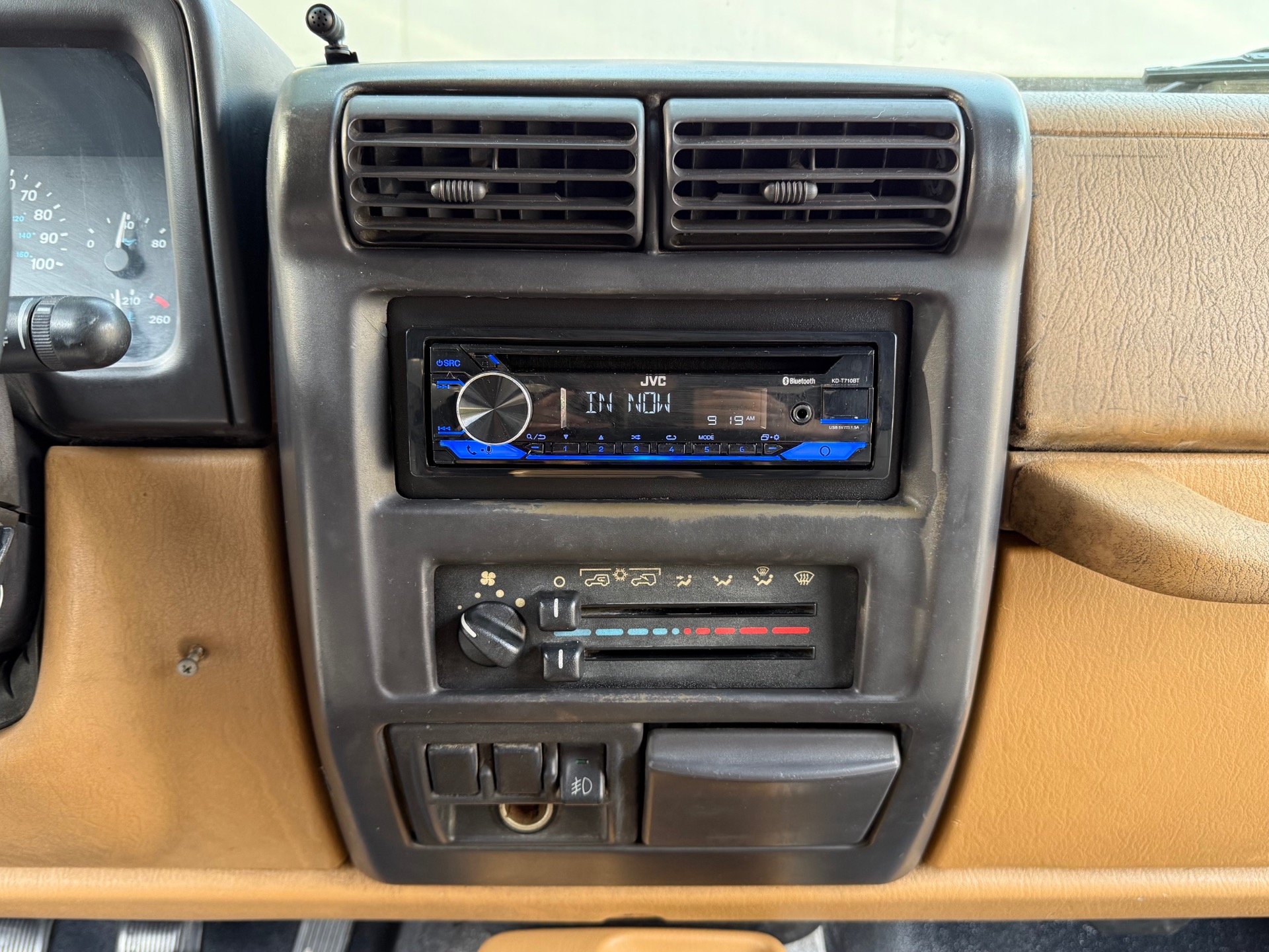 Used-1997-Jeep-Wrangler-Sport