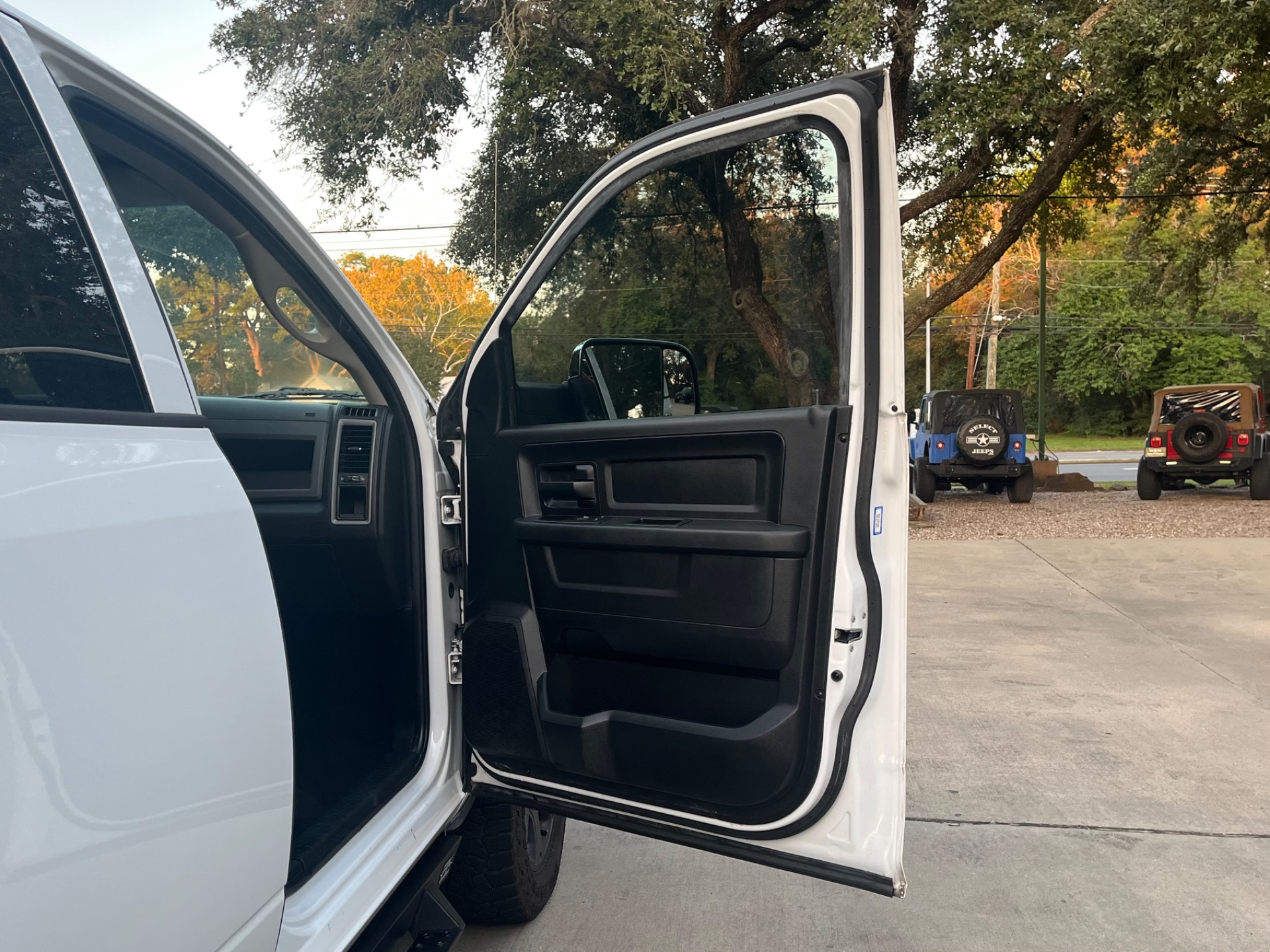 Used-2016-Ram-2500-Tradesman