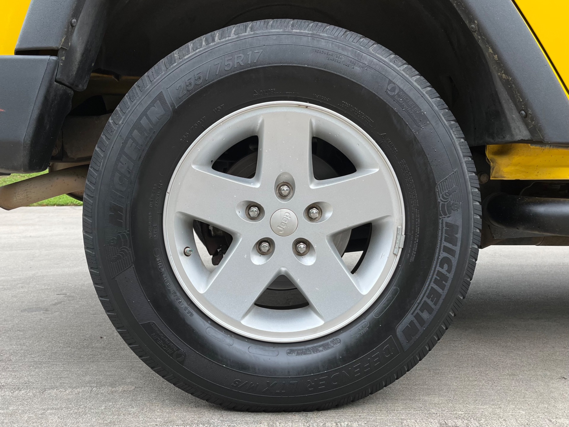 Used-2009-Jeep-Wrangler-Unlimited-X