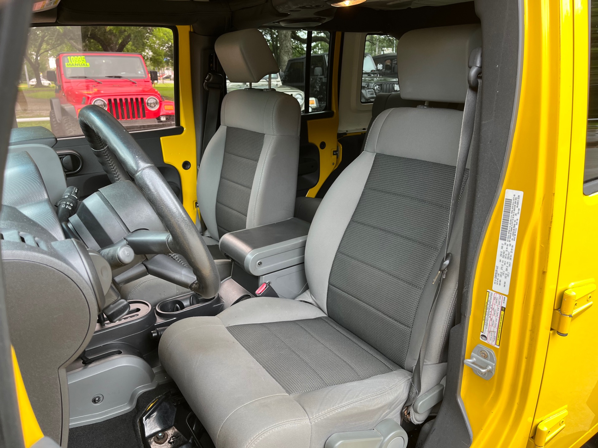 Used-2009-Jeep-Wrangler-Unlimited-X