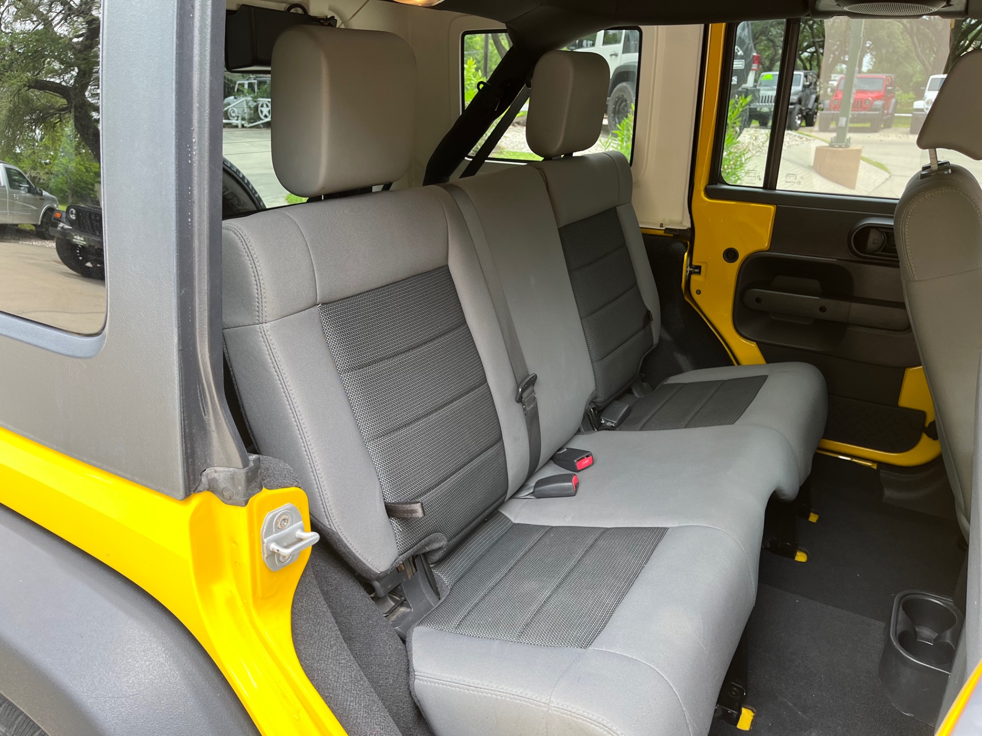 Used-2009-Jeep-Wrangler-Unlimited-X