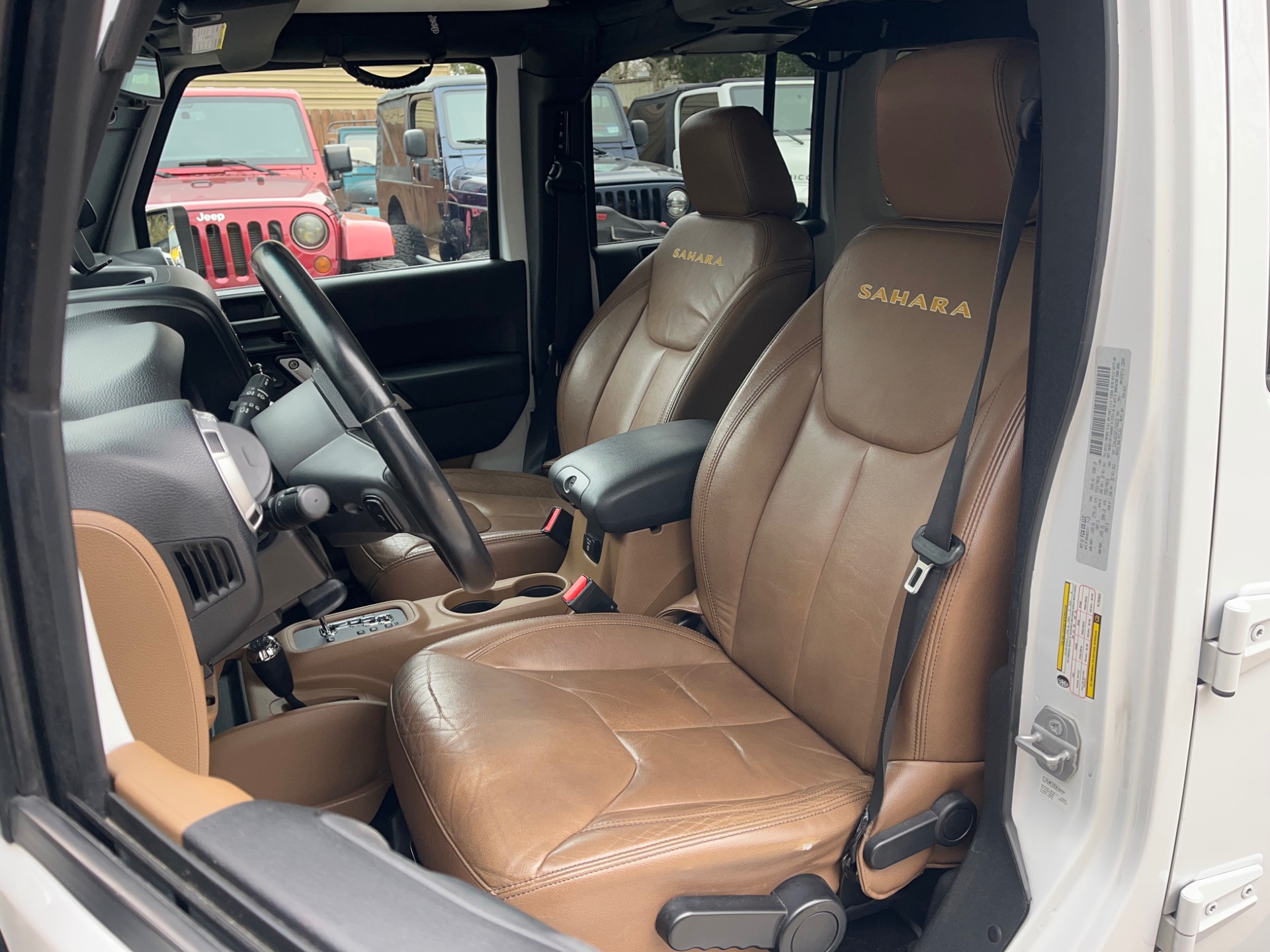 Used-2015-Jeep-Wrangler-Unlimited-Sahara