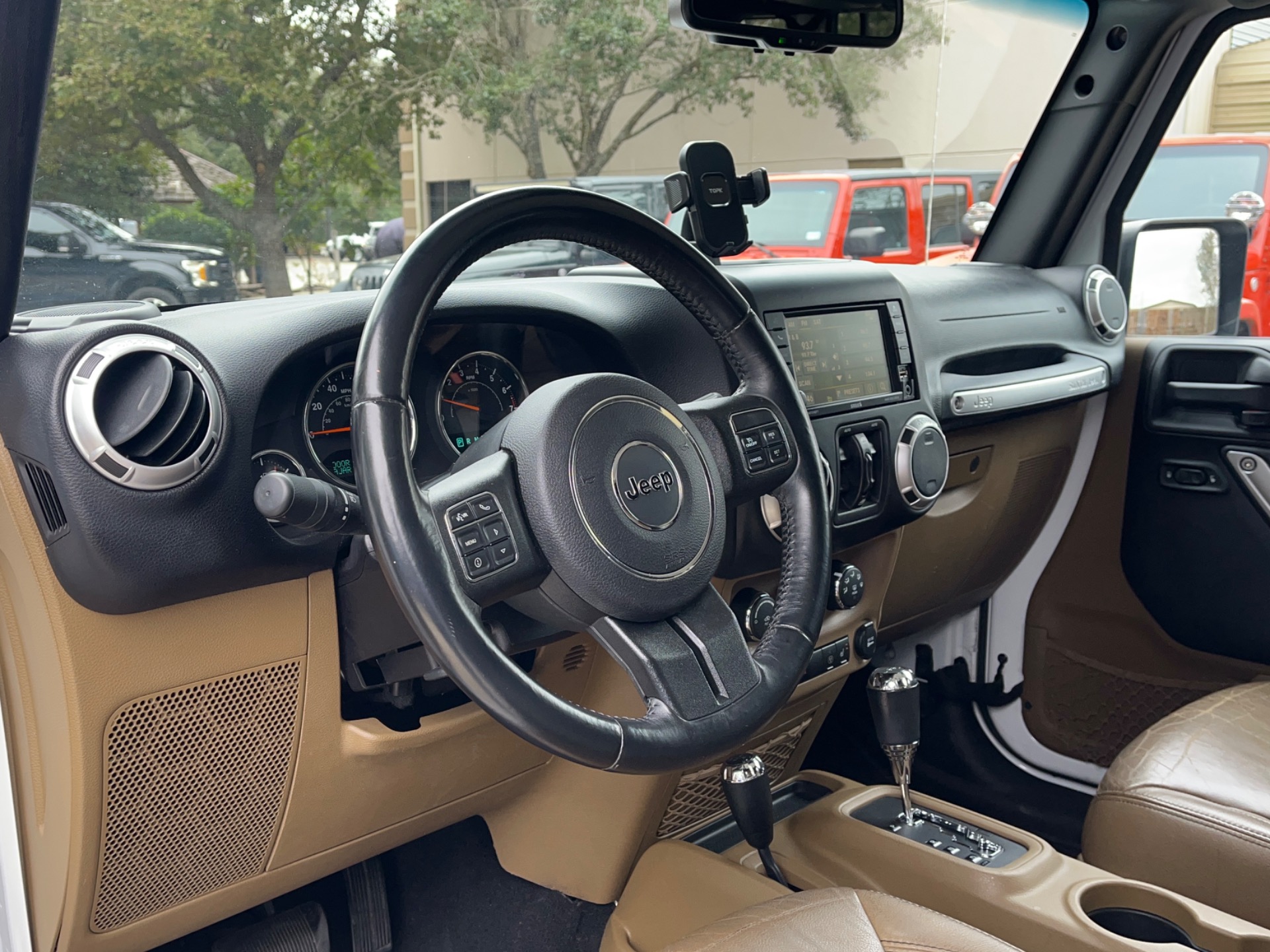 Used-2015-Jeep-Wrangler-Unlimited-Sahara