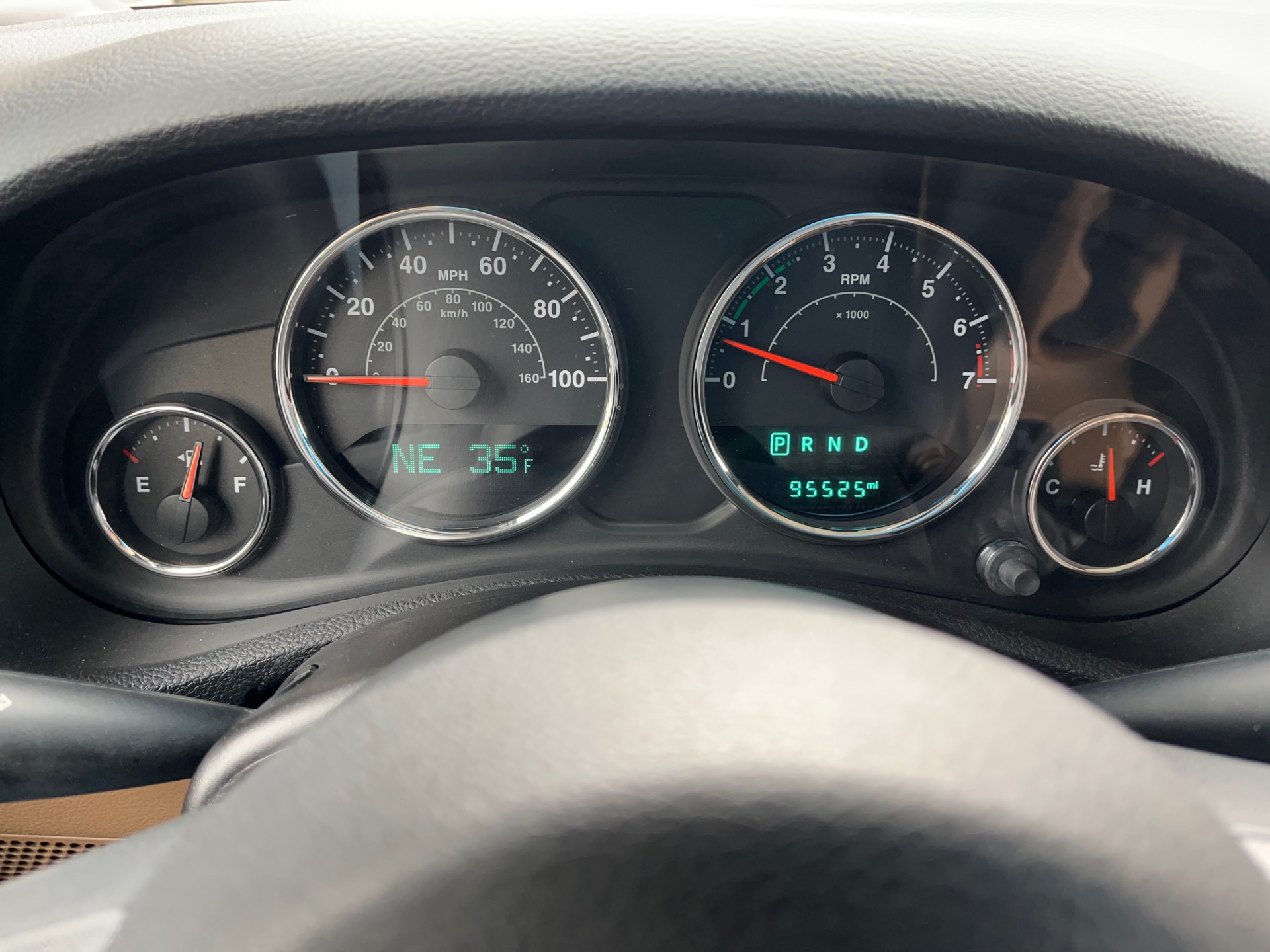 Used-2015-Jeep-Wrangler-Unlimited-Sahara