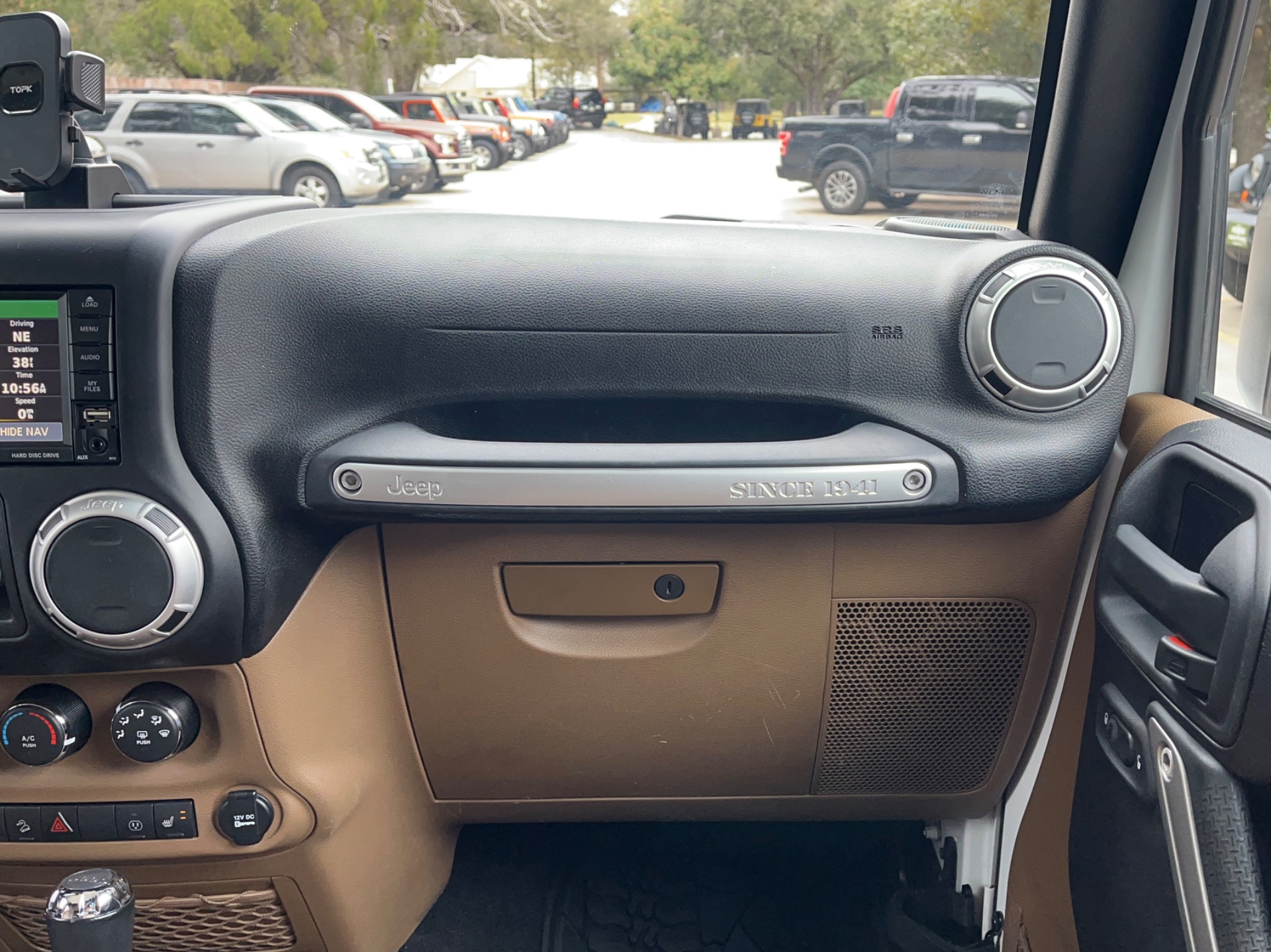 Used-2015-Jeep-Wrangler-Unlimited-Sahara