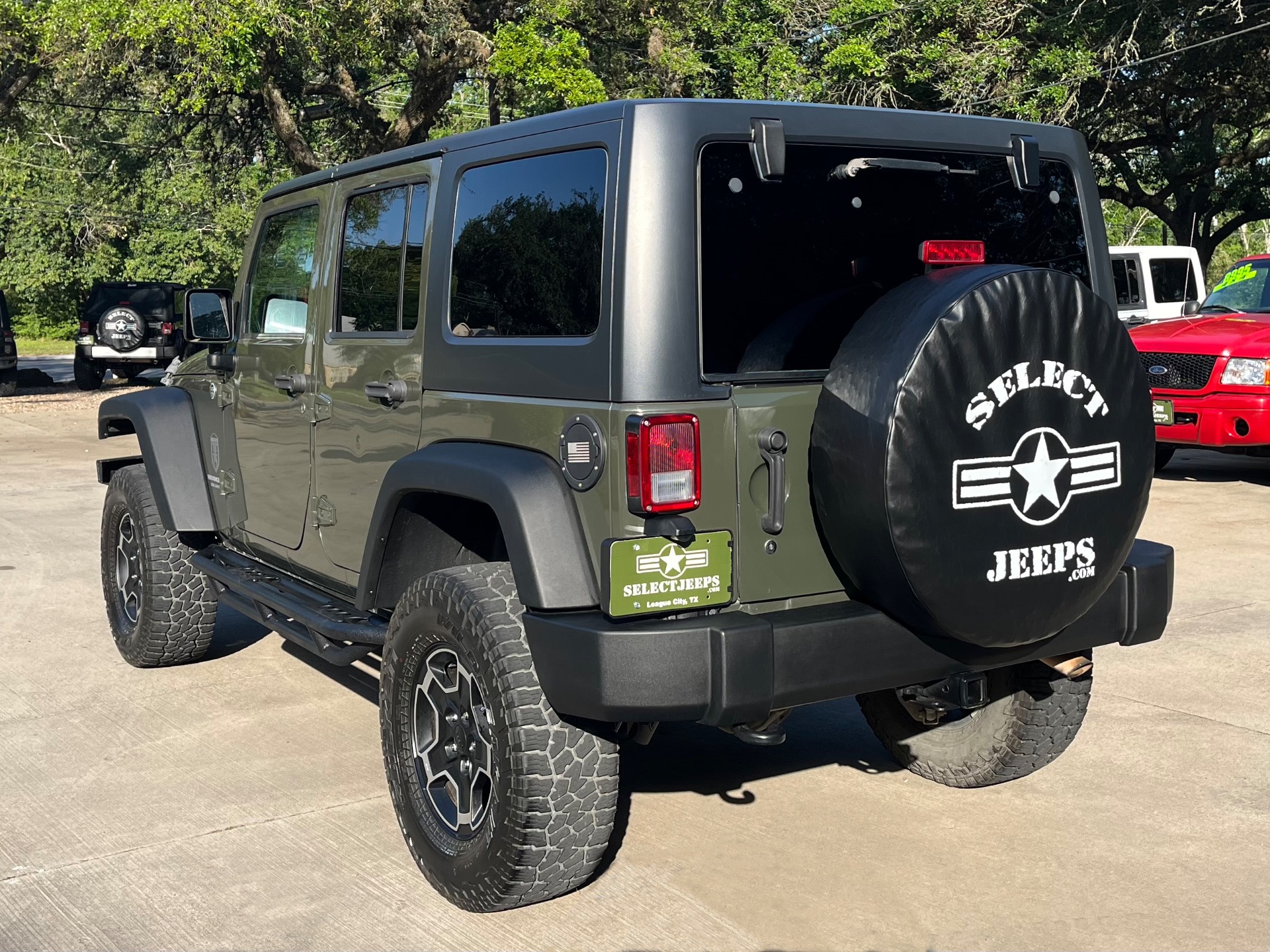 Used-2015-Jeep-Wrangler-Unlimited-Sport