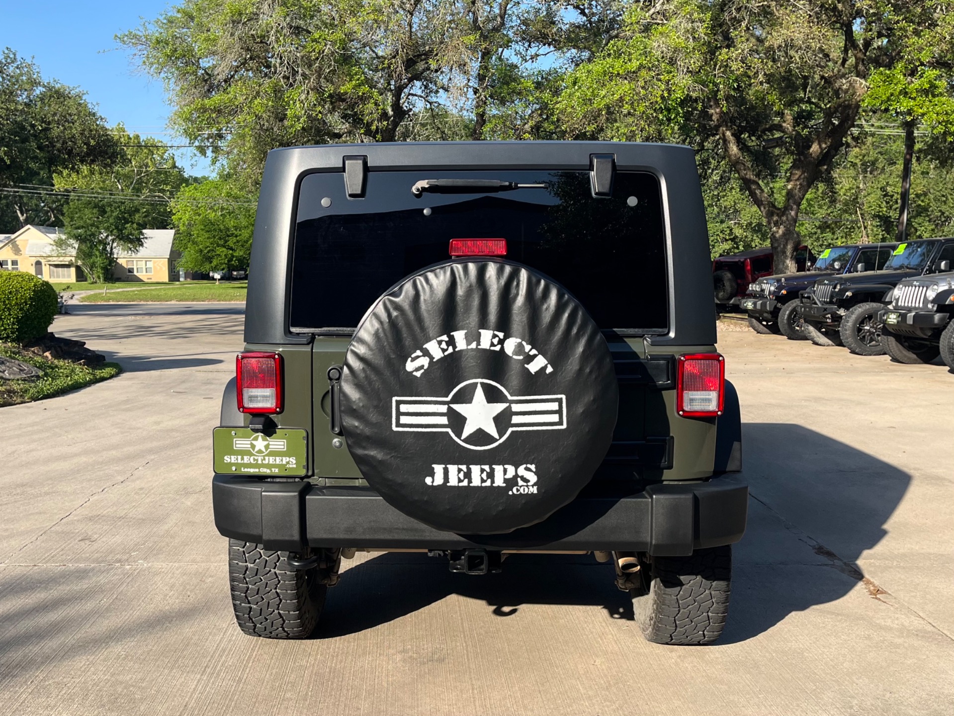 Used-2015-Jeep-Wrangler-Unlimited-Sport