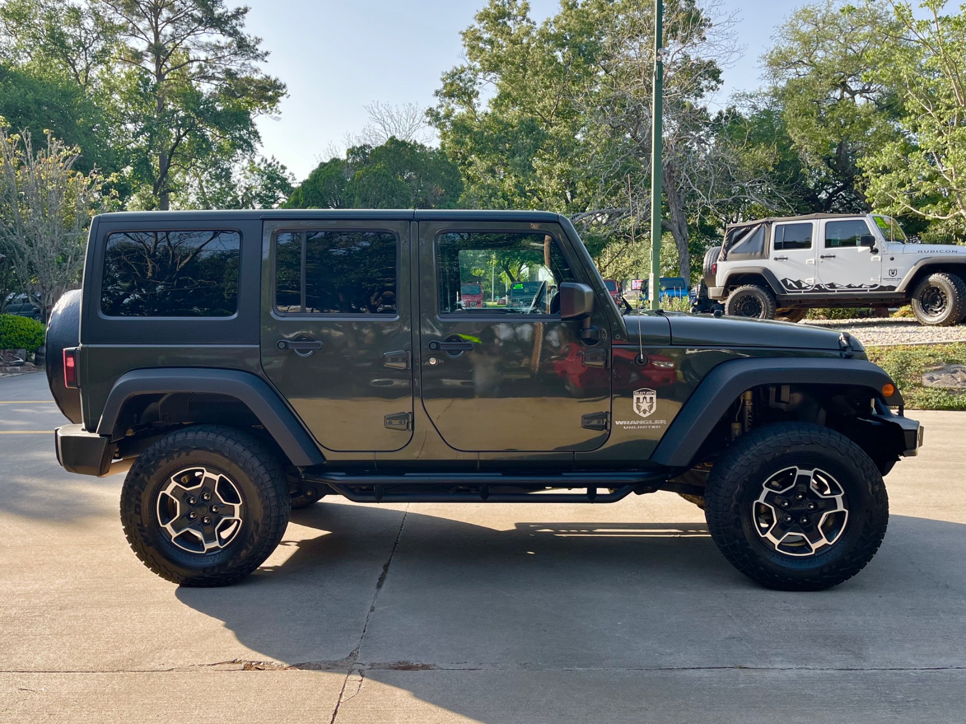 Used-2015-Jeep-Wrangler-Unlimited-Sport