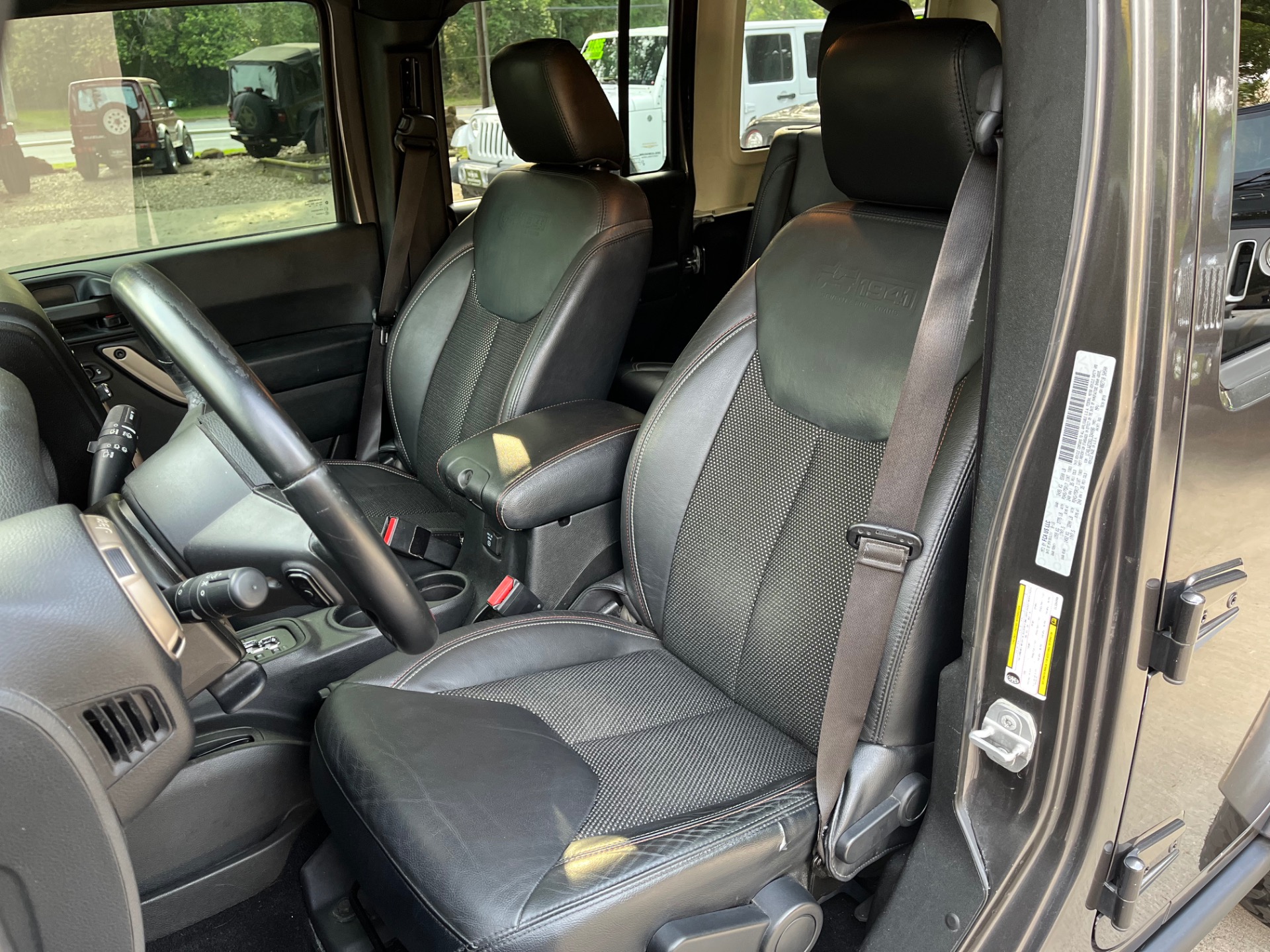 Used-2016-Jeep-Wrangler-Unlimited-Sahara-75th-Anniversary