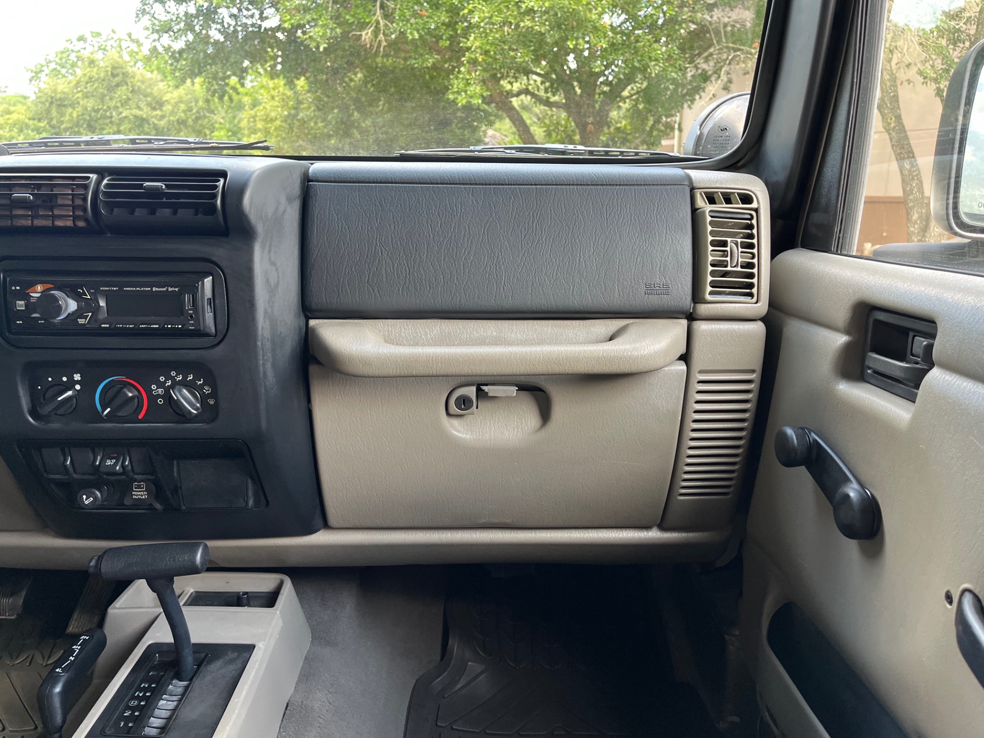 Used-2006-Jeep-Wrangler-SE