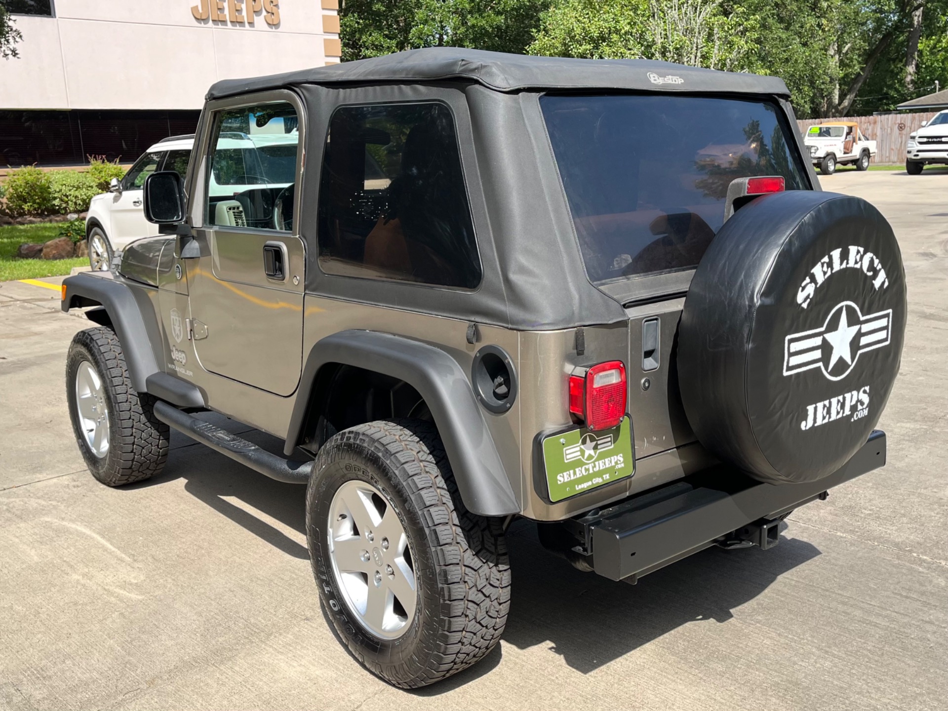 Used-2006-Jeep-Wrangler-SE