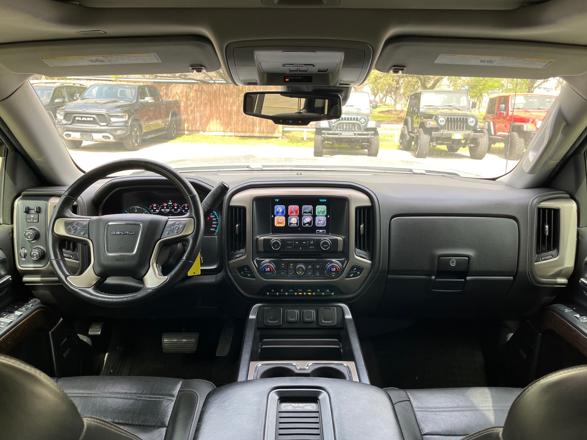Used-2017-GMC-Sierra-1500-Denali