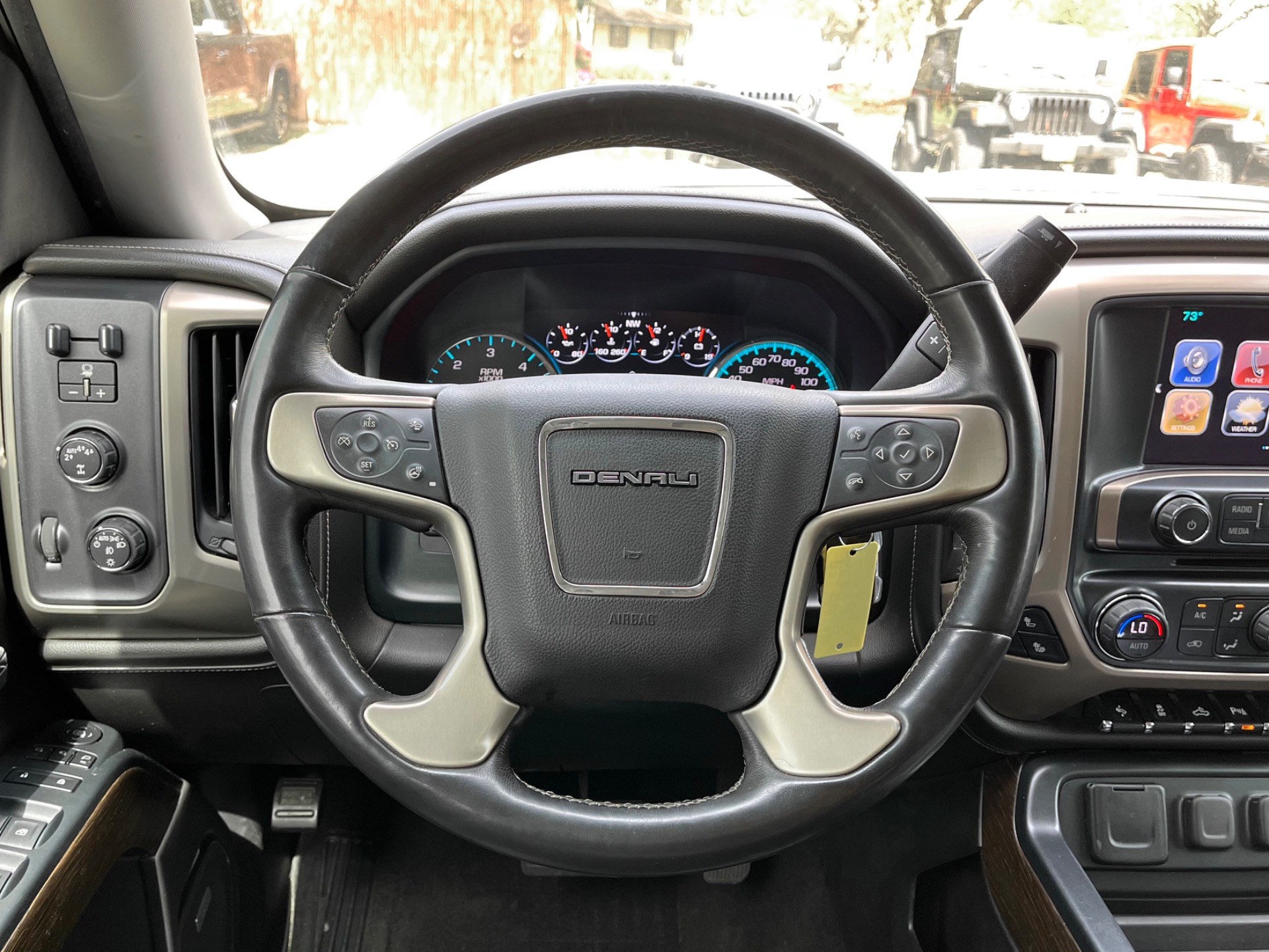 Used-2017-GMC-Sierra-1500-Denali