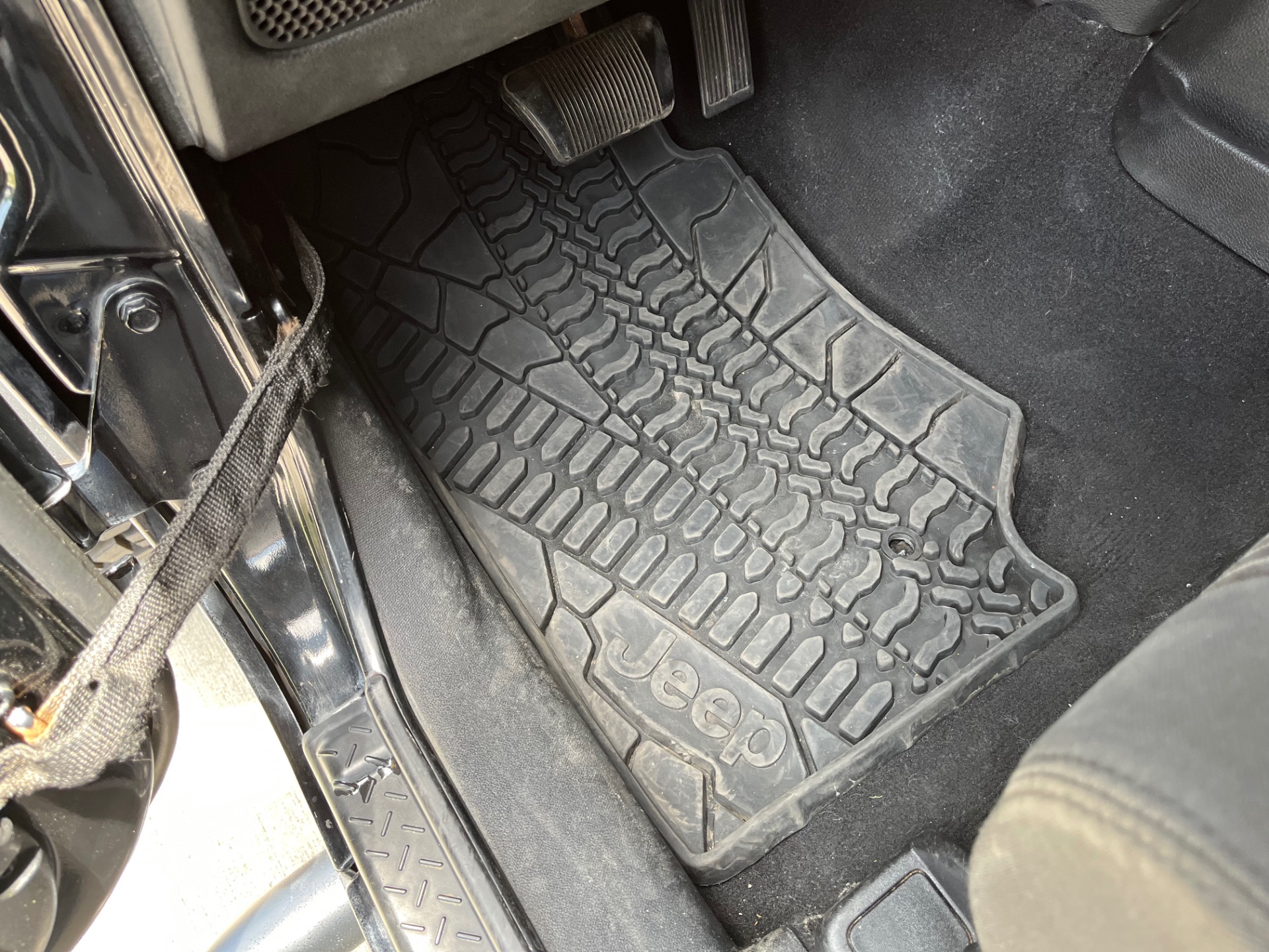 Used-2011-Jeep-Wrangler-Sport