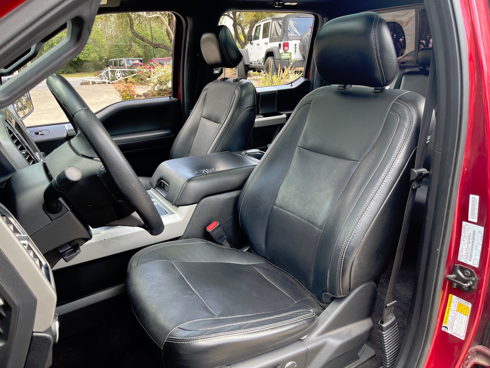 Used-2015-Ford-F-150-Lariat