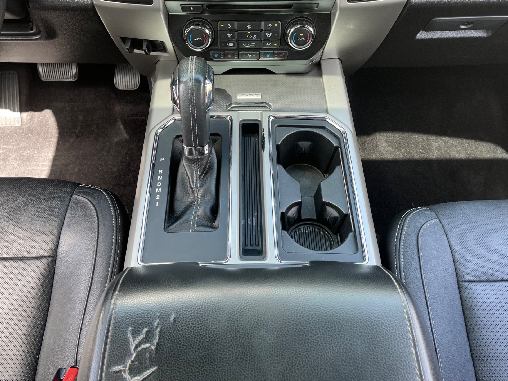 Used-2015-Ford-F-150-Lariat