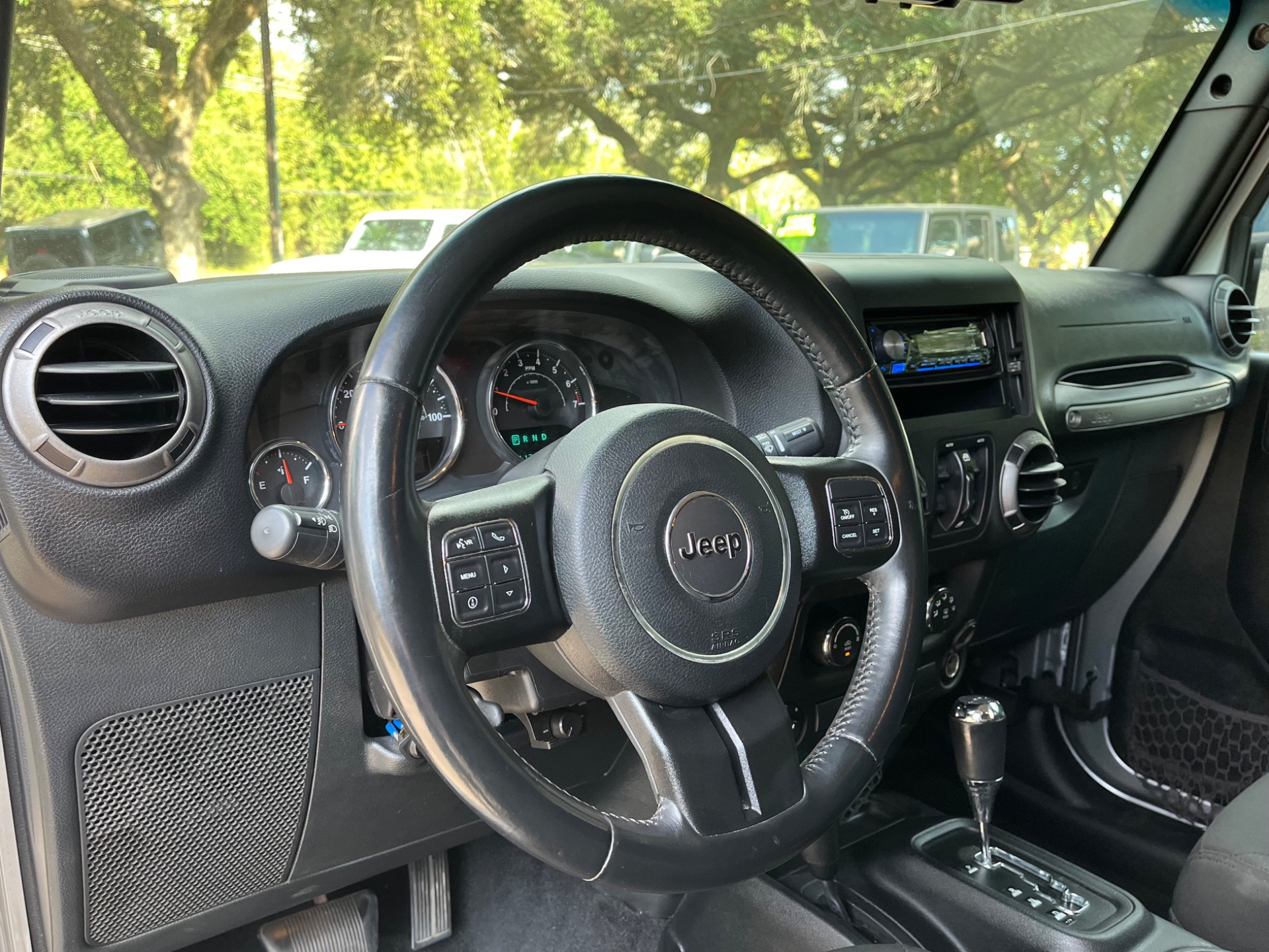 Used-2016-Jeep-Wrangler-Unlimited-Sport