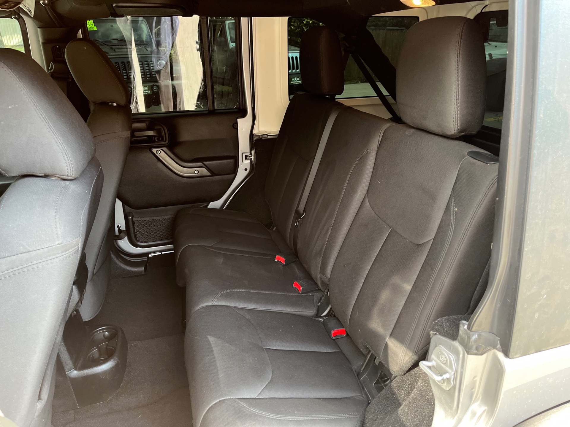 Used-2016-Jeep-Wrangler-Unlimited-Sport