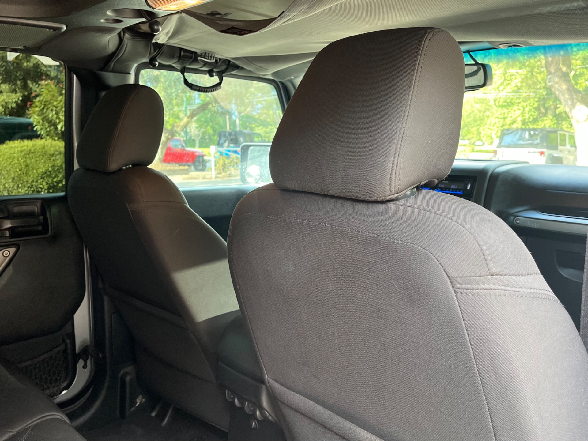 Used-2016-Jeep-Wrangler-Unlimited-Sport