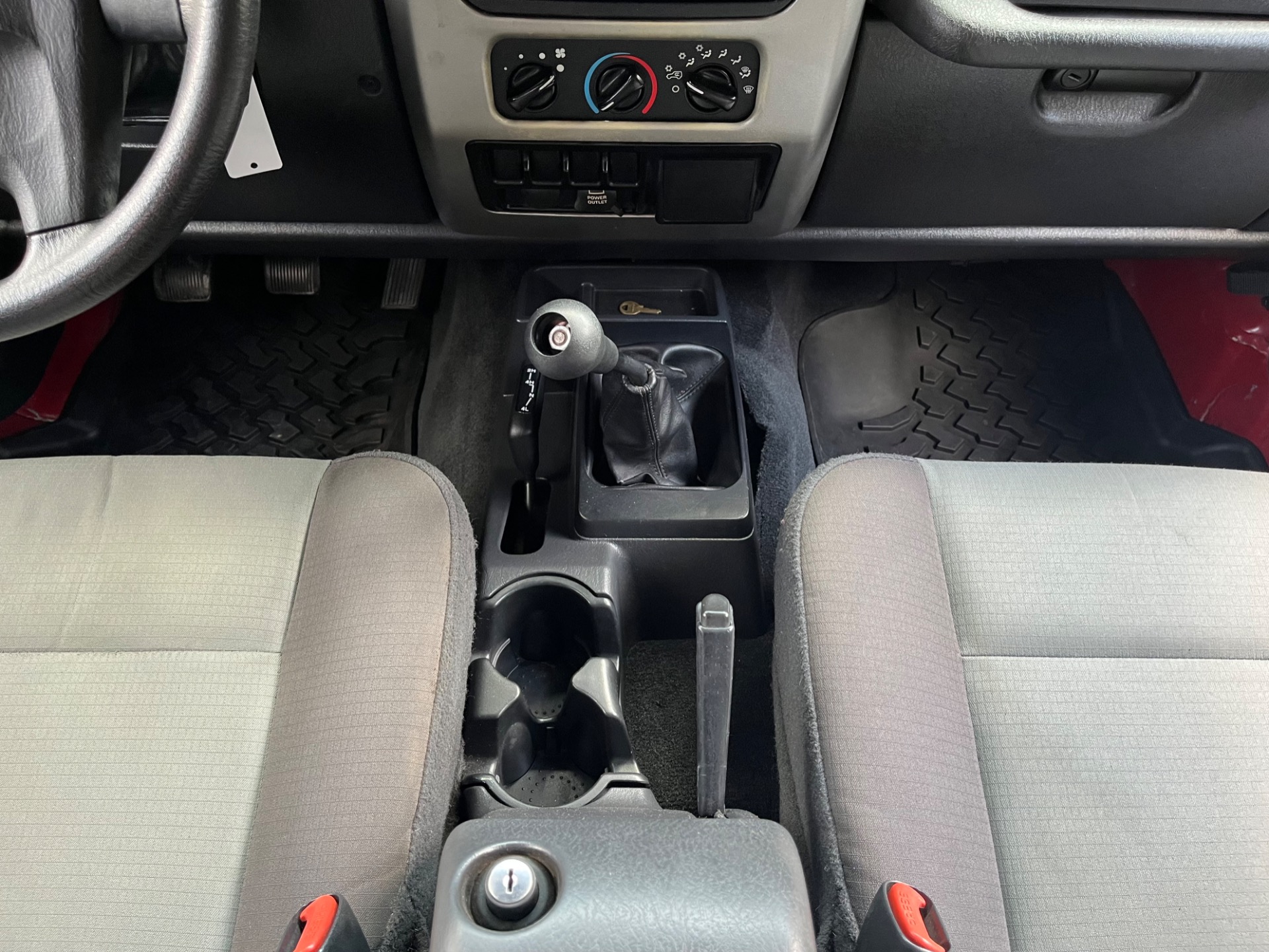 Used-2005-Jeep-Wrangler-Rocky-Mountain-Edition