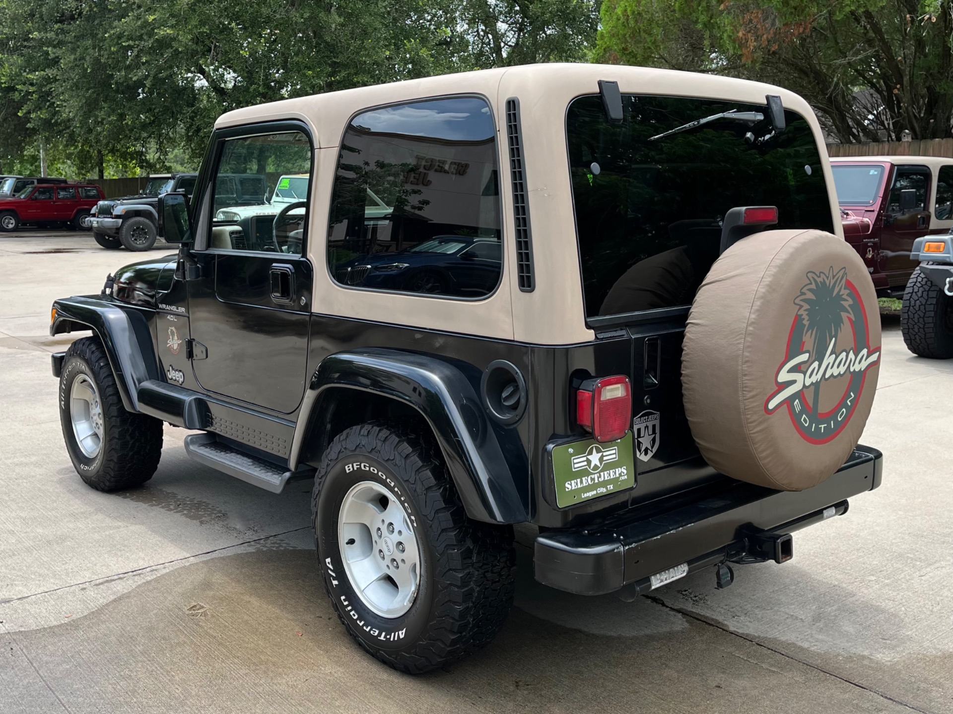 Used-2000-Jeep-Wrangler-Sahara