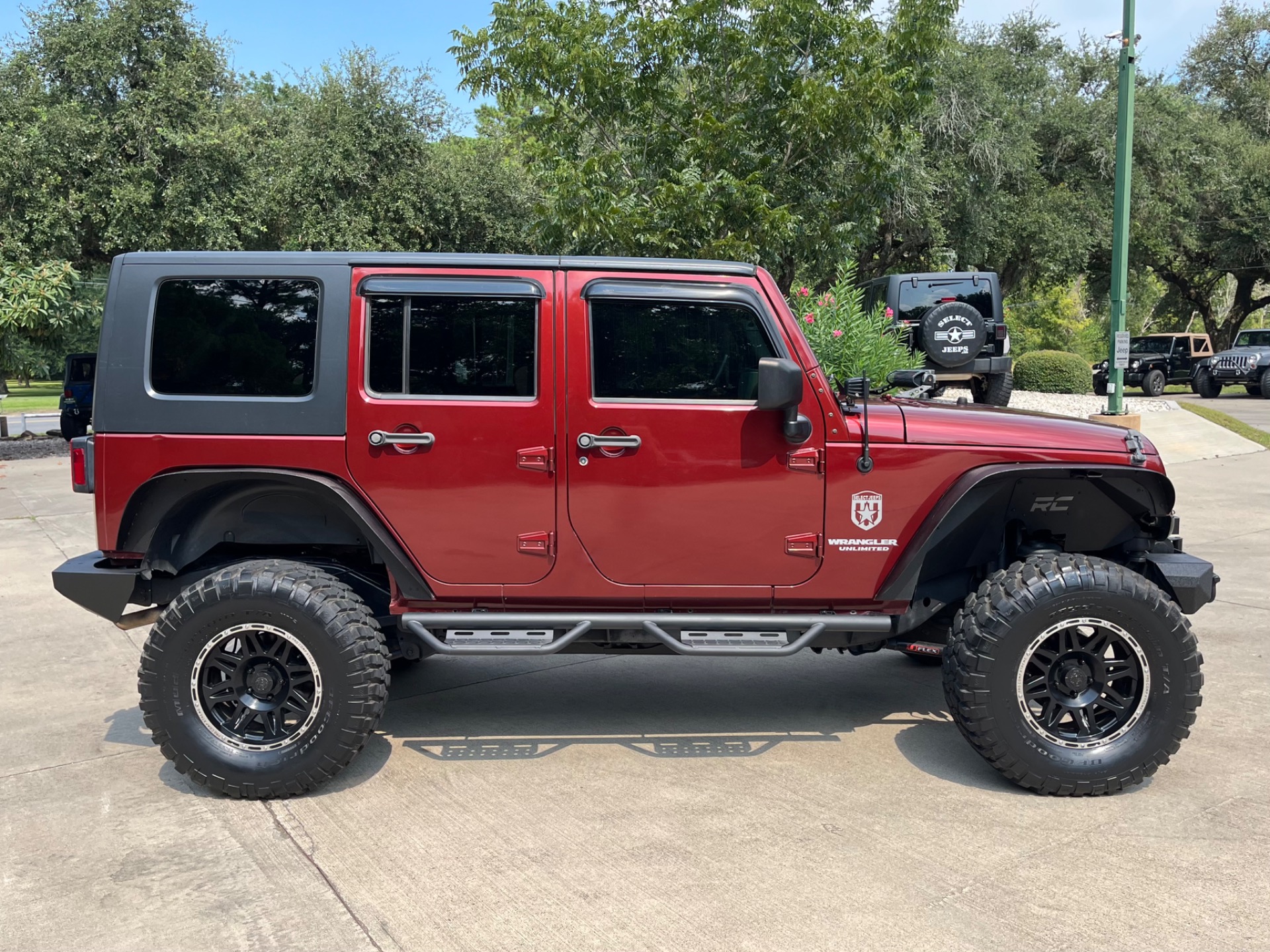 Used-2010-Jeep-Wrangler-Unlimited-Sport