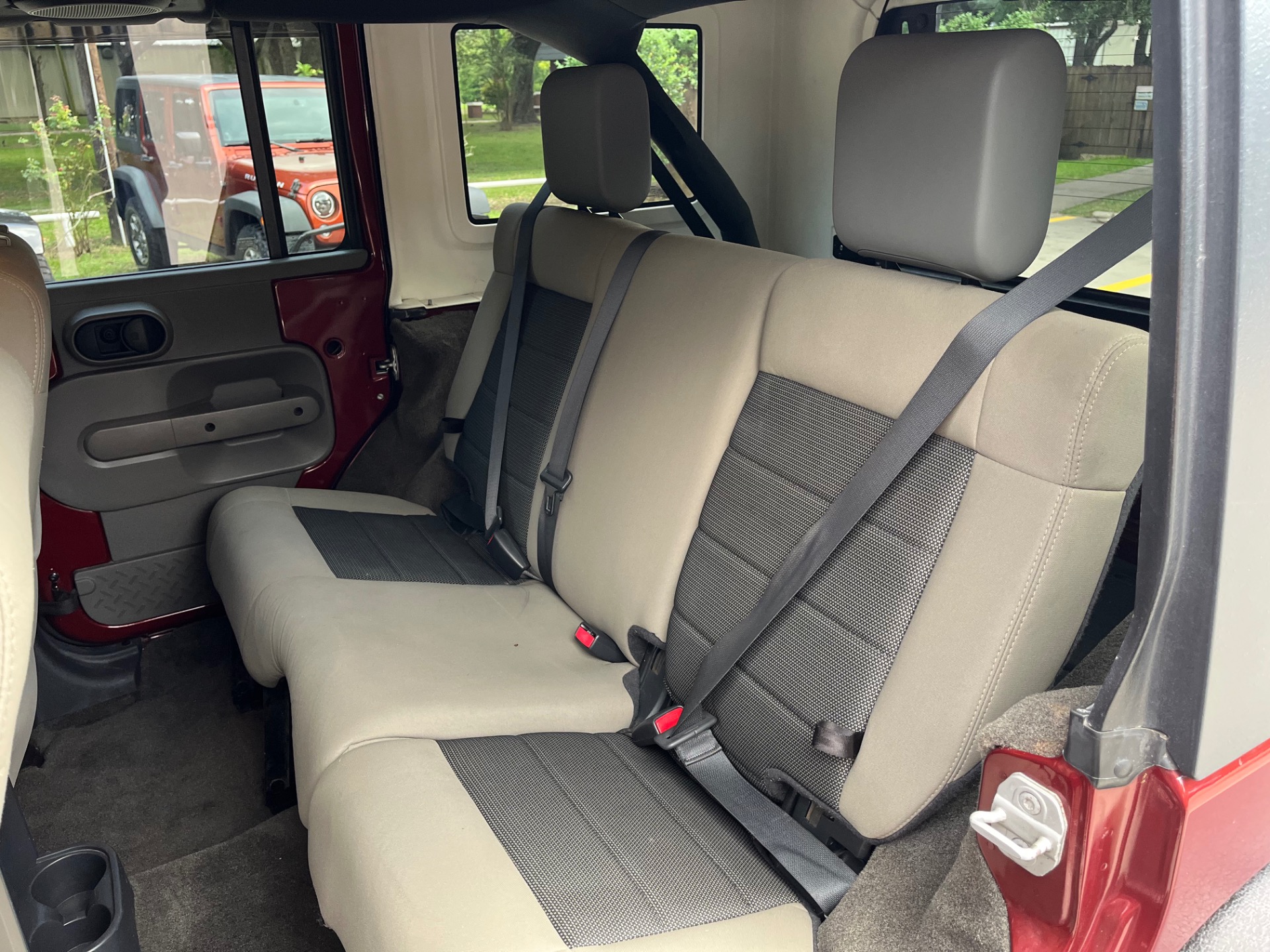 Used-2010-Jeep-Wrangler-Unlimited-Sport
