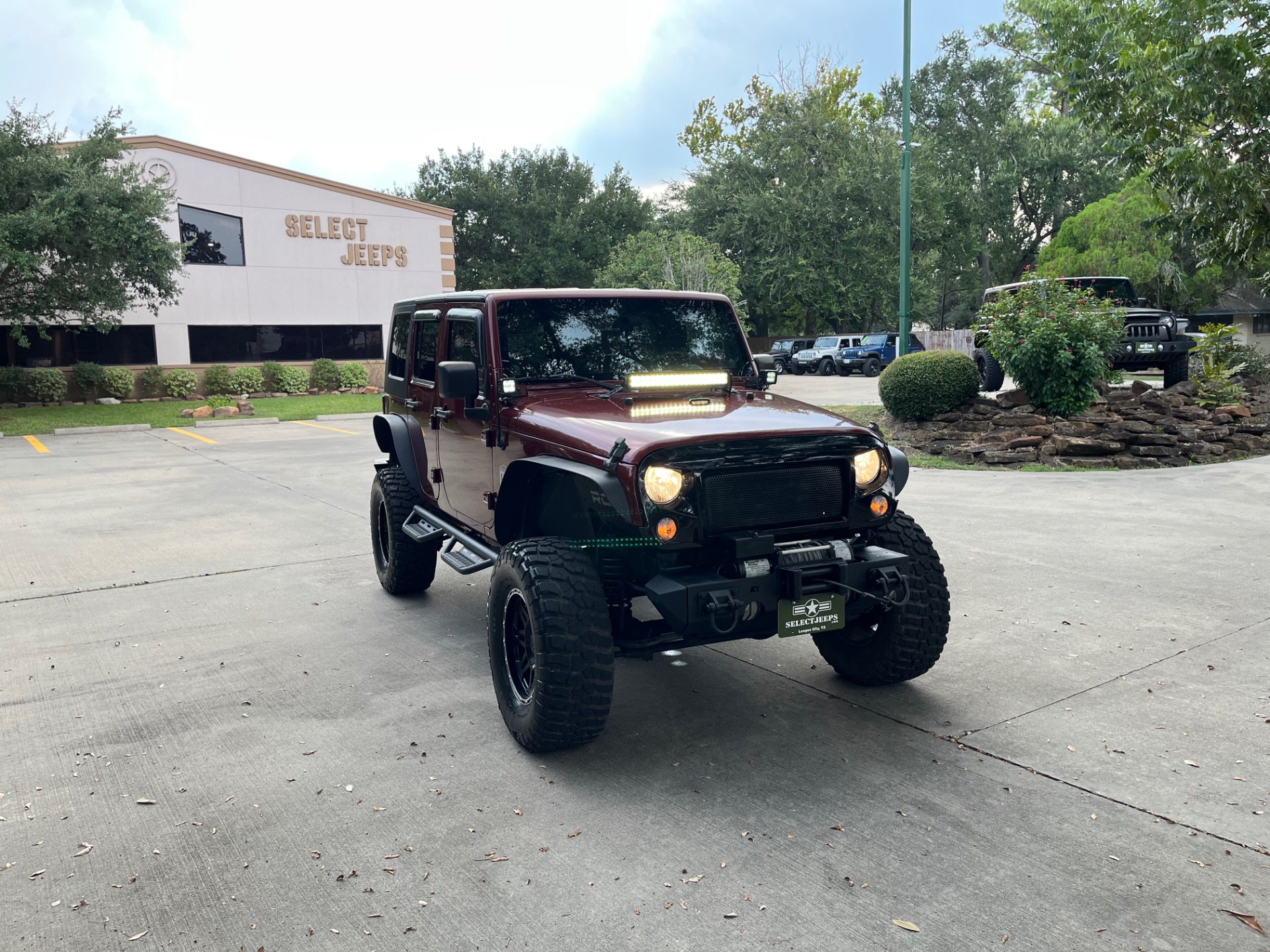 Used-2010-Jeep-Wrangler-Unlimited-Sport