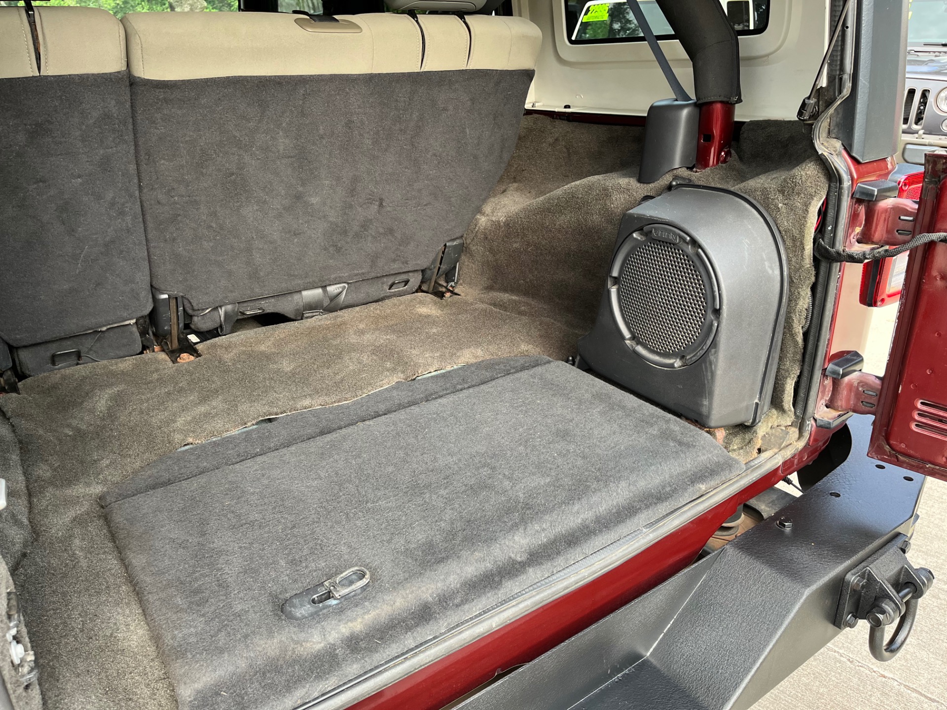 Used-2010-Jeep-Wrangler-Unlimited-Sport