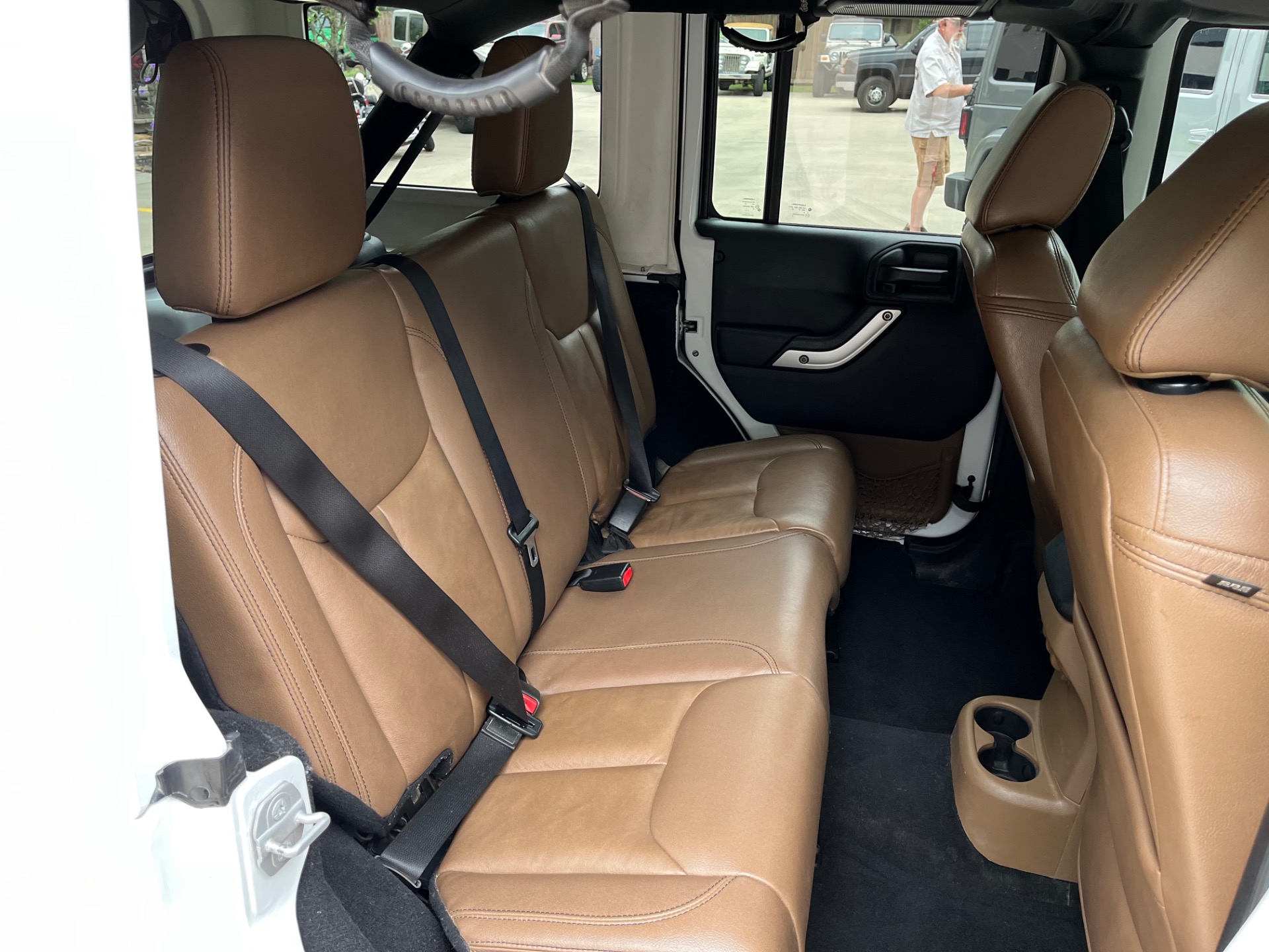 Used-2015-Jeep-Wrangler-Unlimited-Sahara