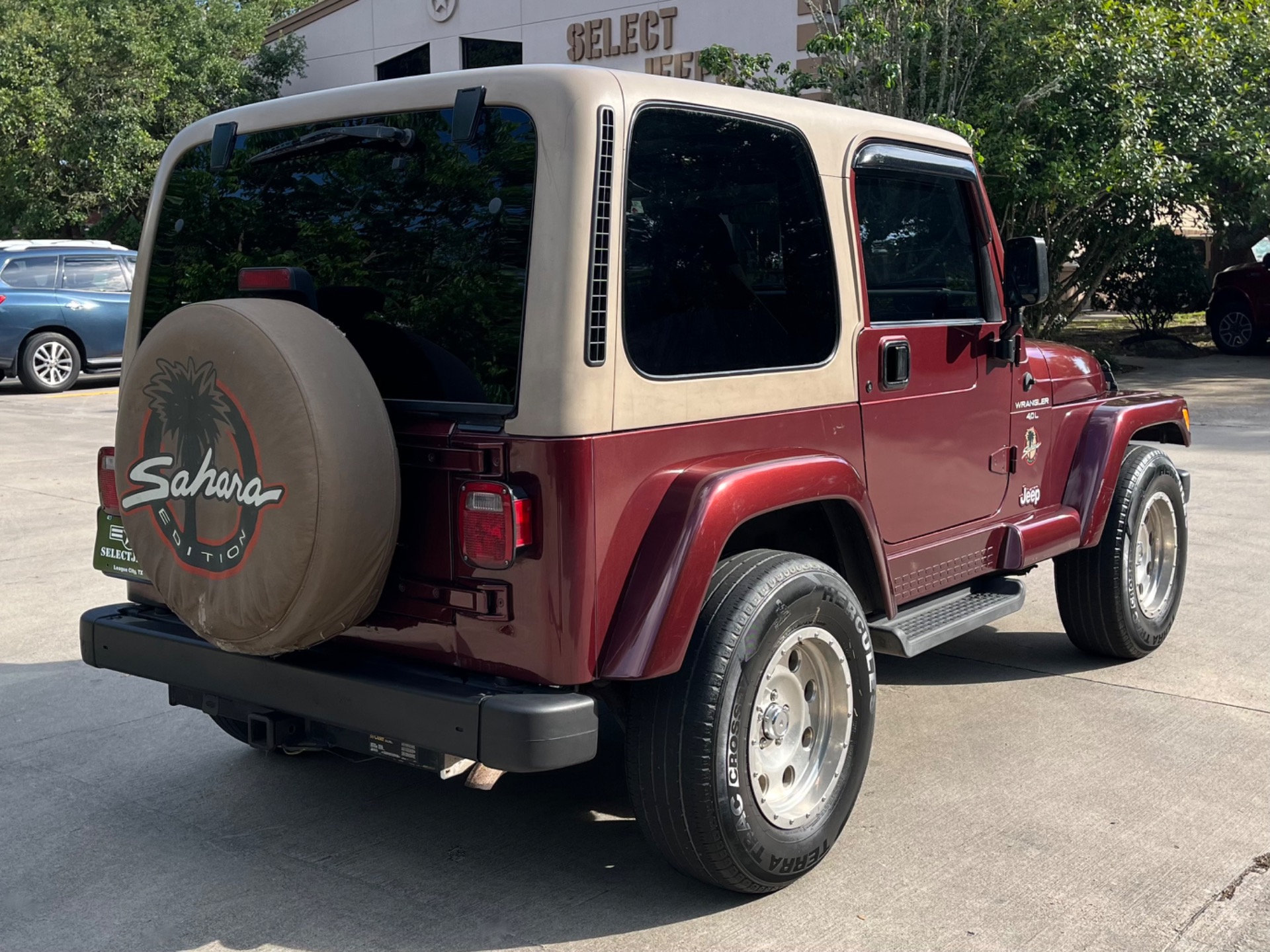 Used-2001-Jeep-Wrangler-Sahara