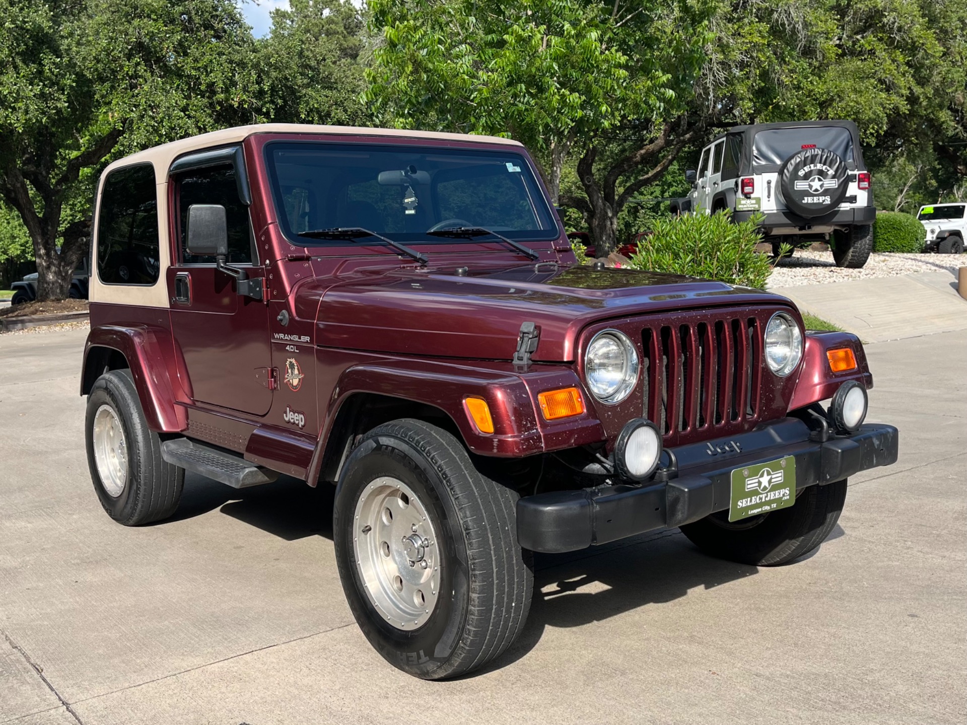 Used-2001-Jeep-Wrangler-Sahara