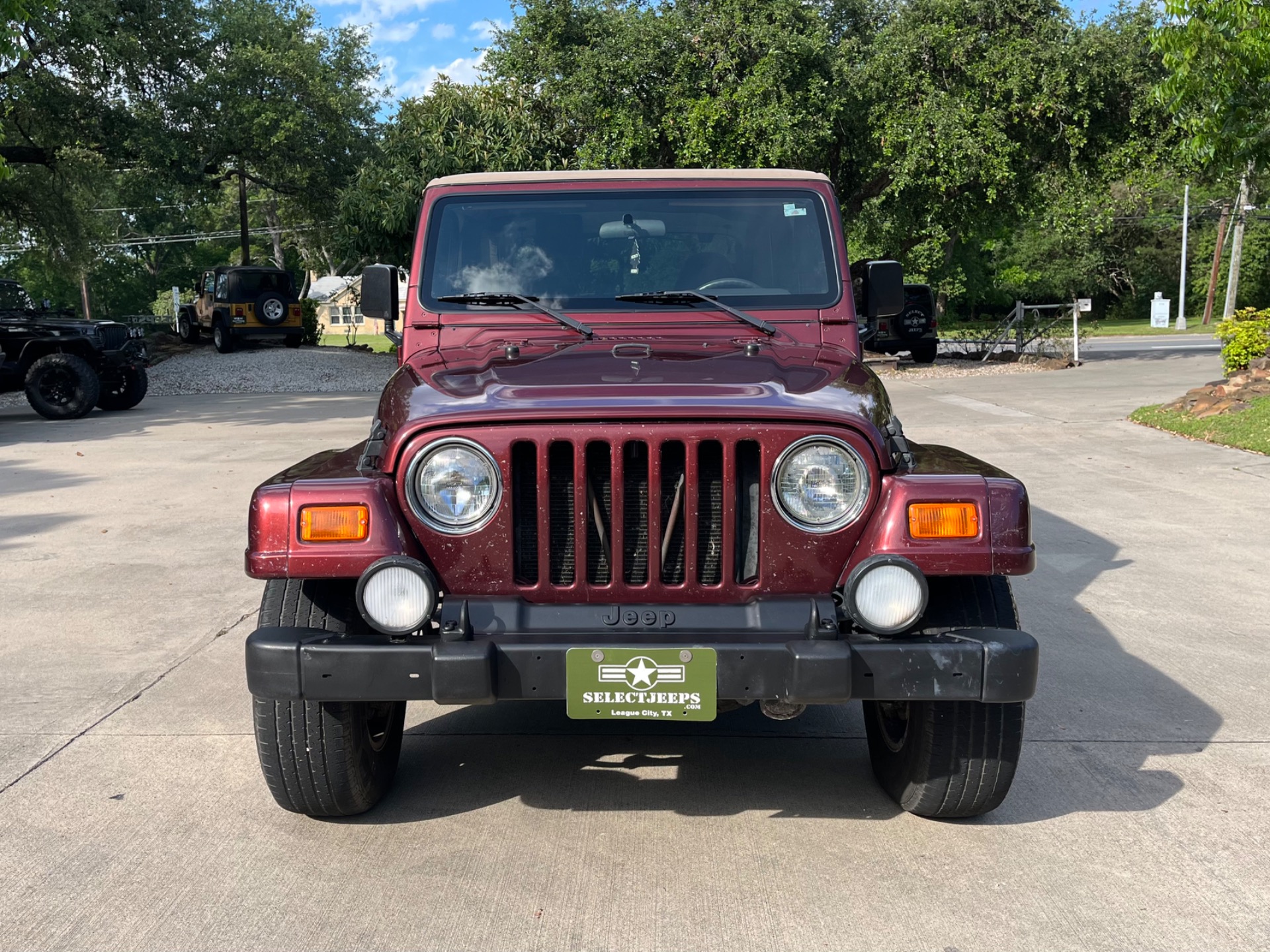 Used-2001-Jeep-Wrangler-Sahara