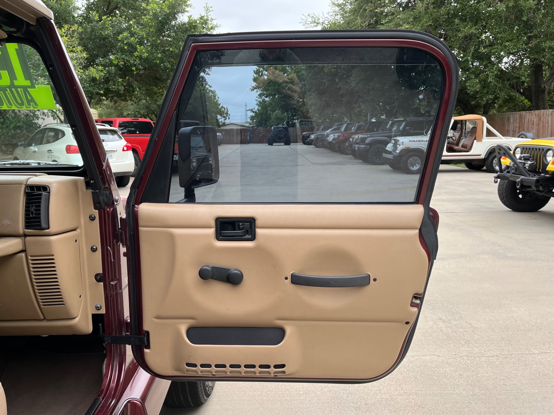 Used-2001-Jeep-Wrangler-Sahara