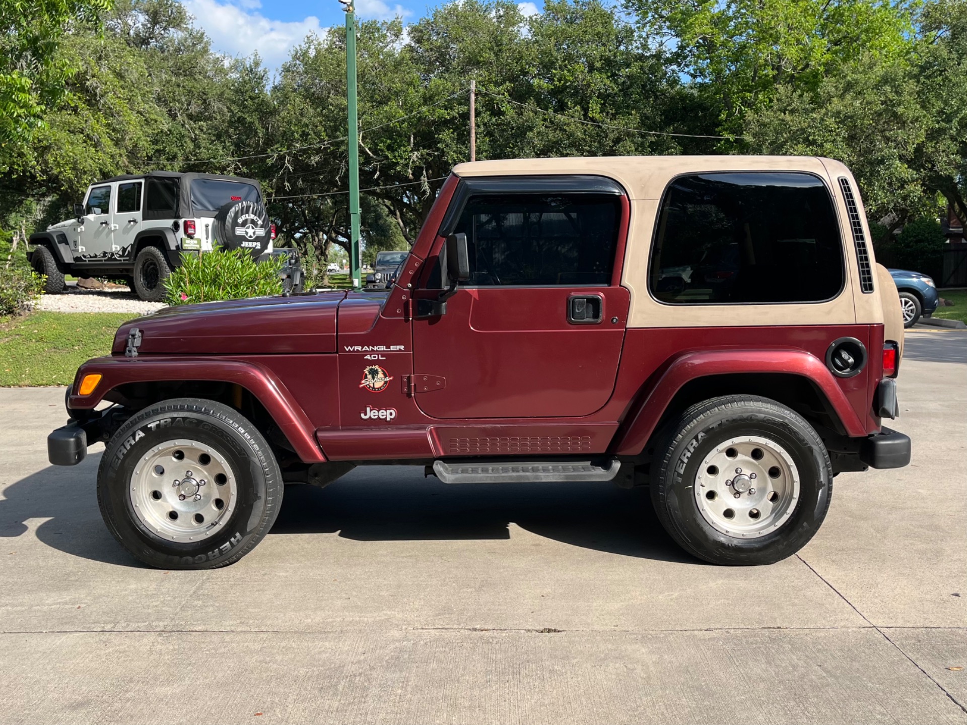 Used-2001-Jeep-Wrangler-Sahara