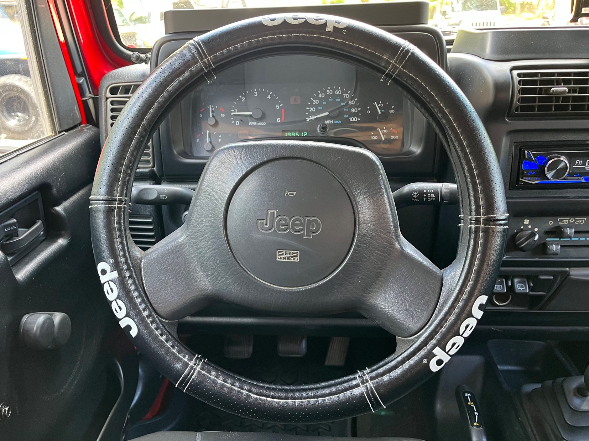 Used-1998-Jeep-Wrangler-Sport
