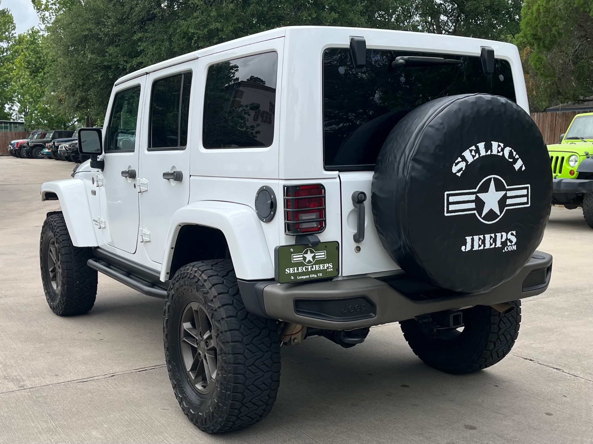 Used-2016-Jeep-Wrangler-Unlimited-Sahara-75th-Anniversary