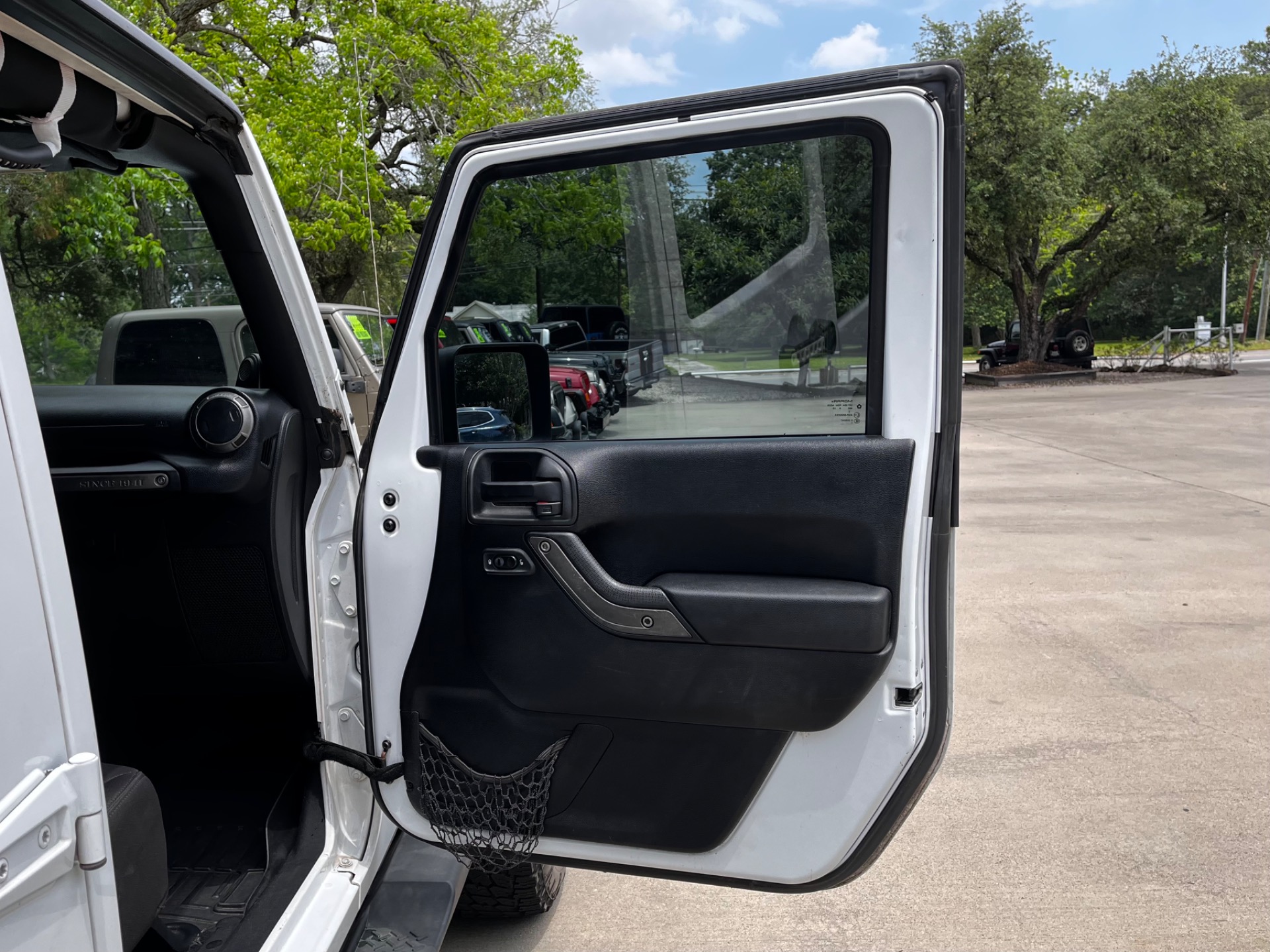Used-2014-Jeep-Wrangler-Unlimited-Sport
