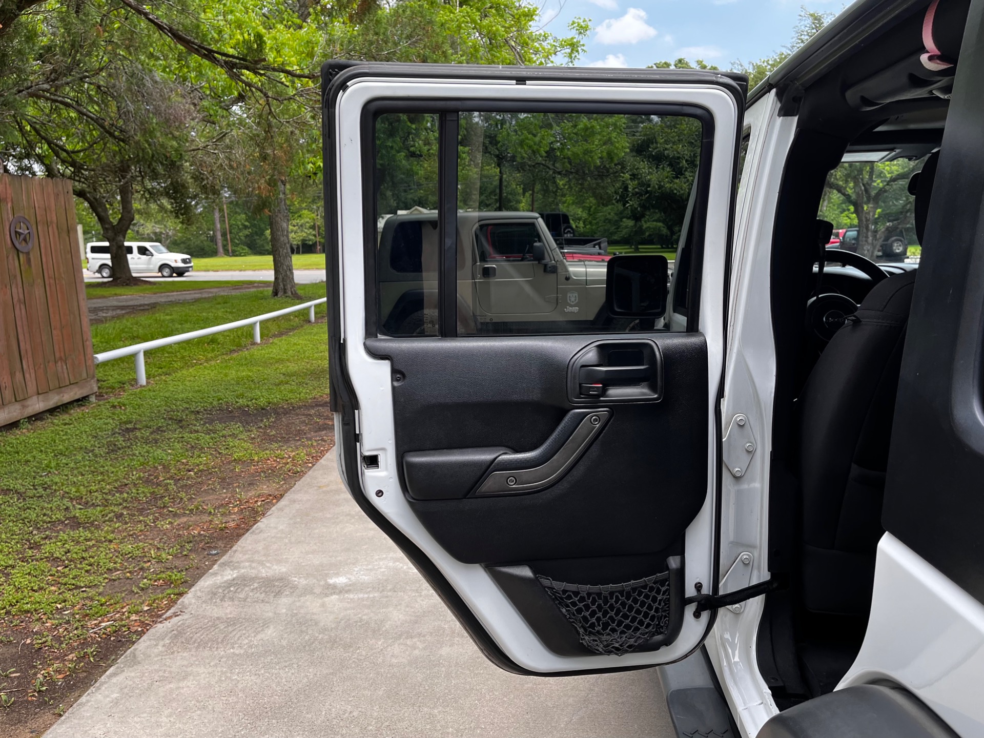 Used-2014-Jeep-Wrangler-Unlimited-Sport