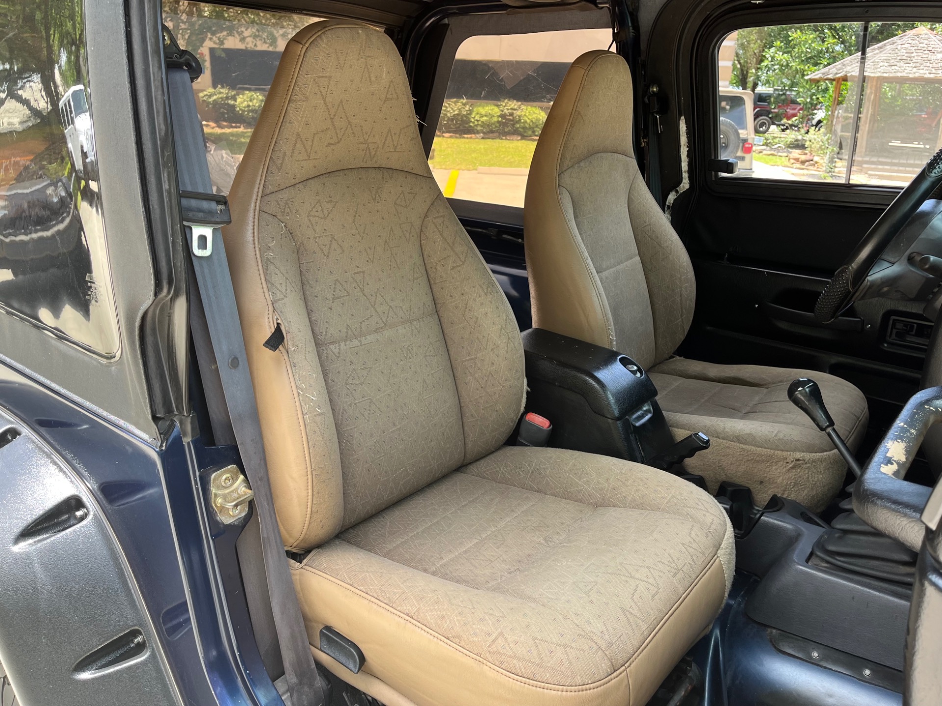 Used-2002-Jeep-Wrangler-X