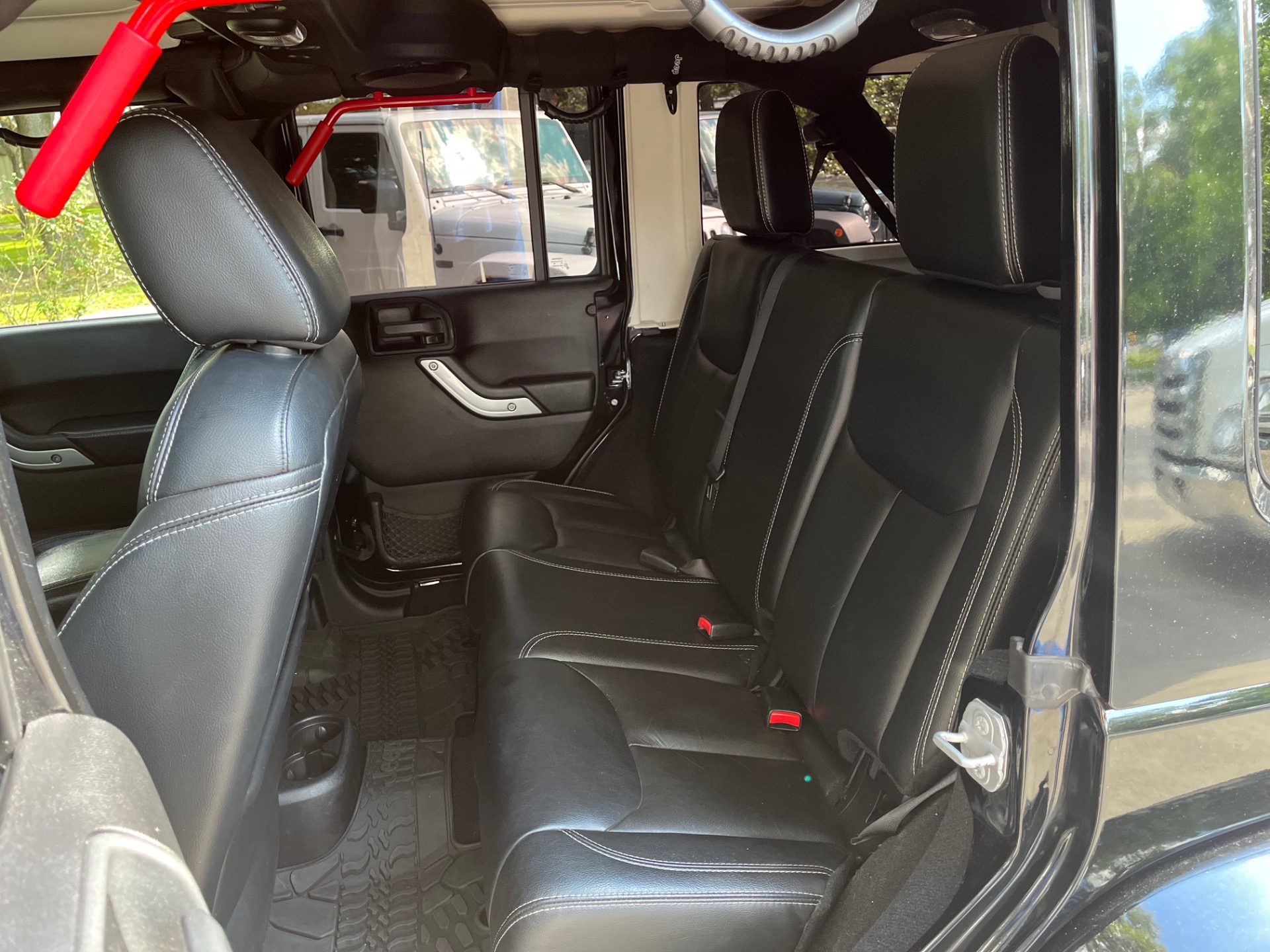 Used-2014-Jeep-Wrangler-Unlimited-Rubicon-X